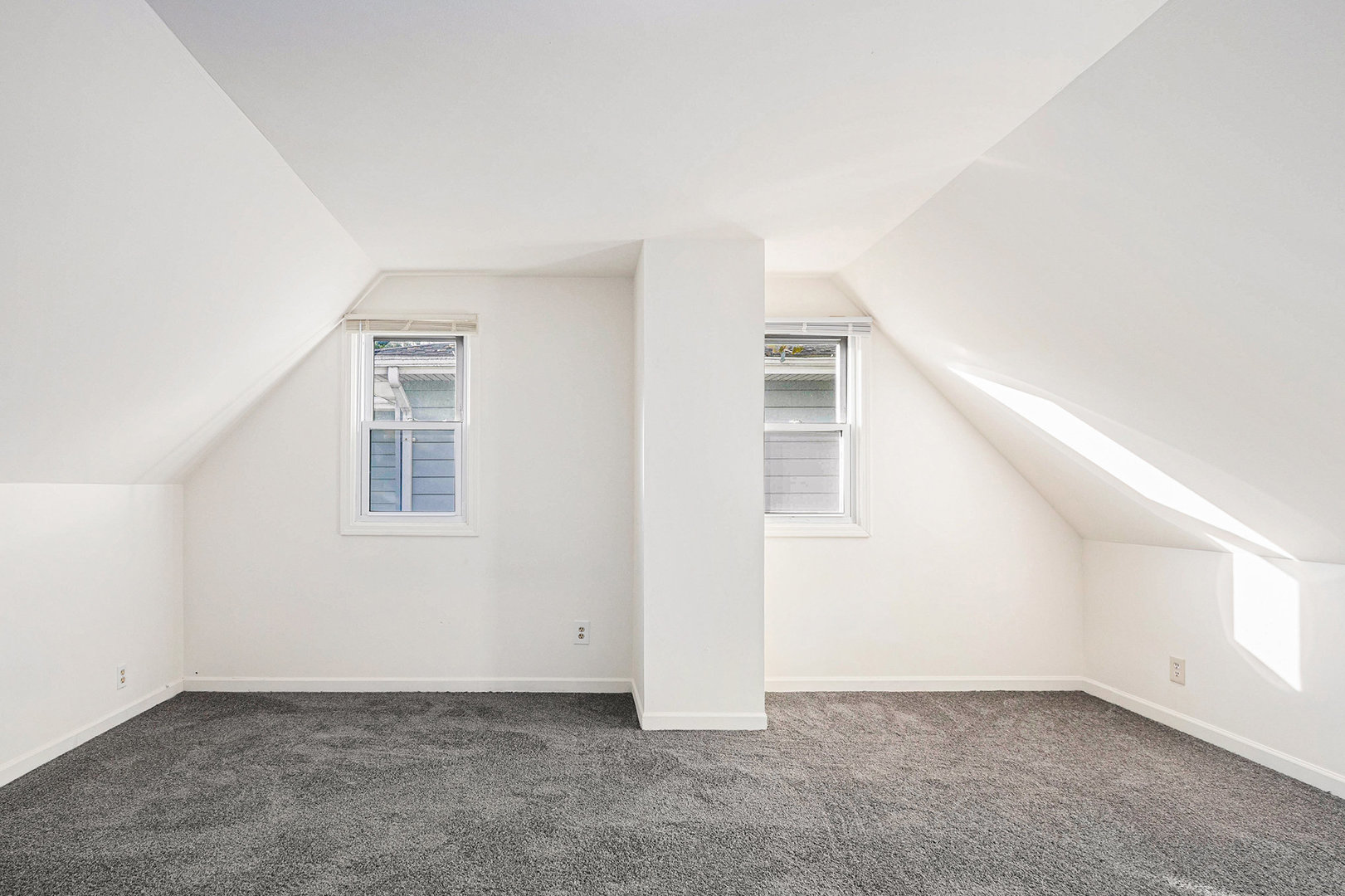 18508 CHICAGO Avenue, Lansing, IL 60438