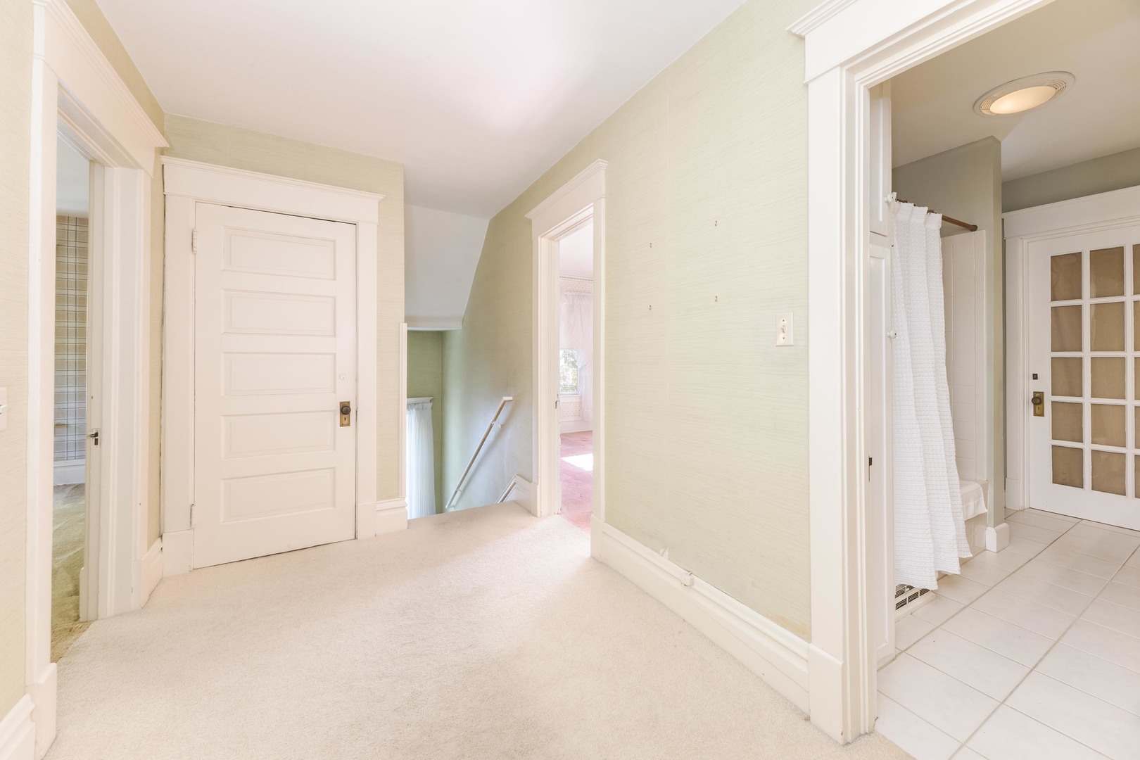 1513 E Grove Street, Bloomington, IL 61701