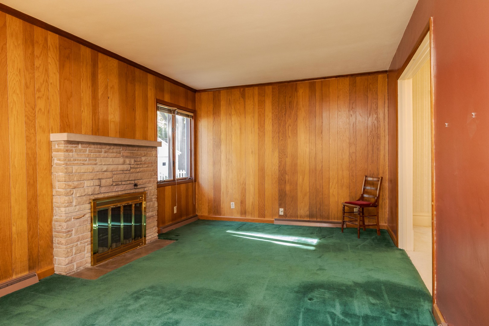 1513 E Grove Street, Bloomington, IL 61701