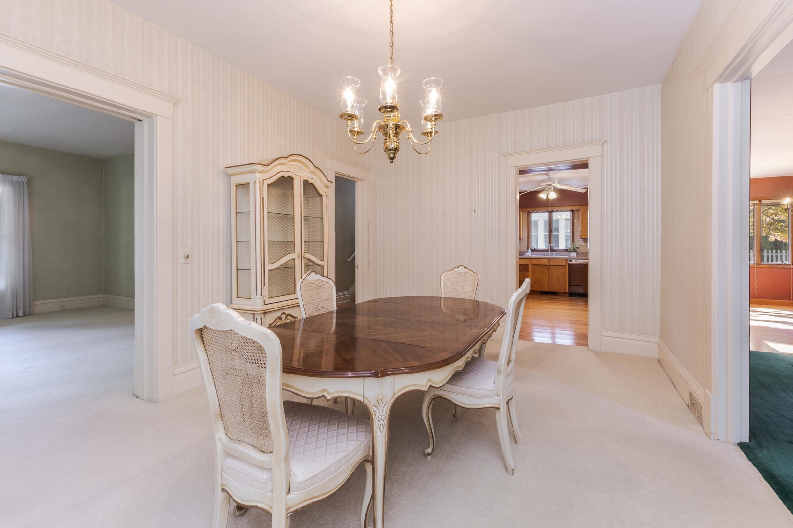 1513 E Grove Street, Bloomington, IL 61701