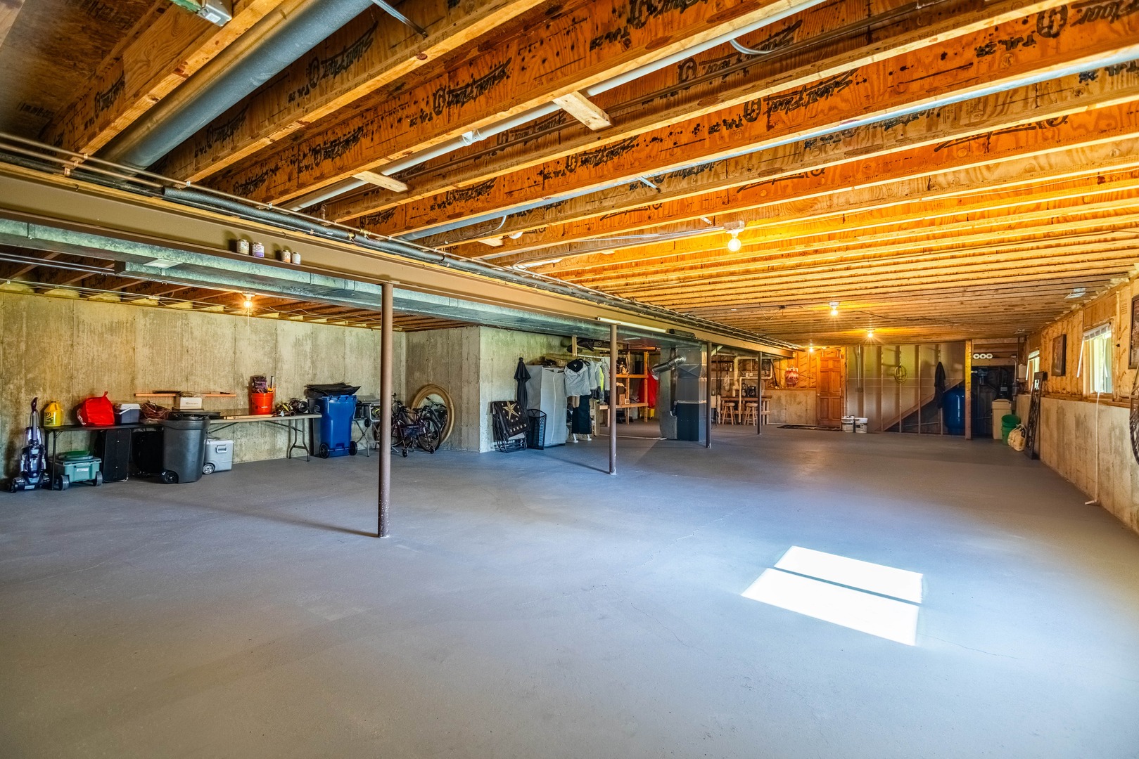 913 Amber Lane, Lake Villa, IL 60046