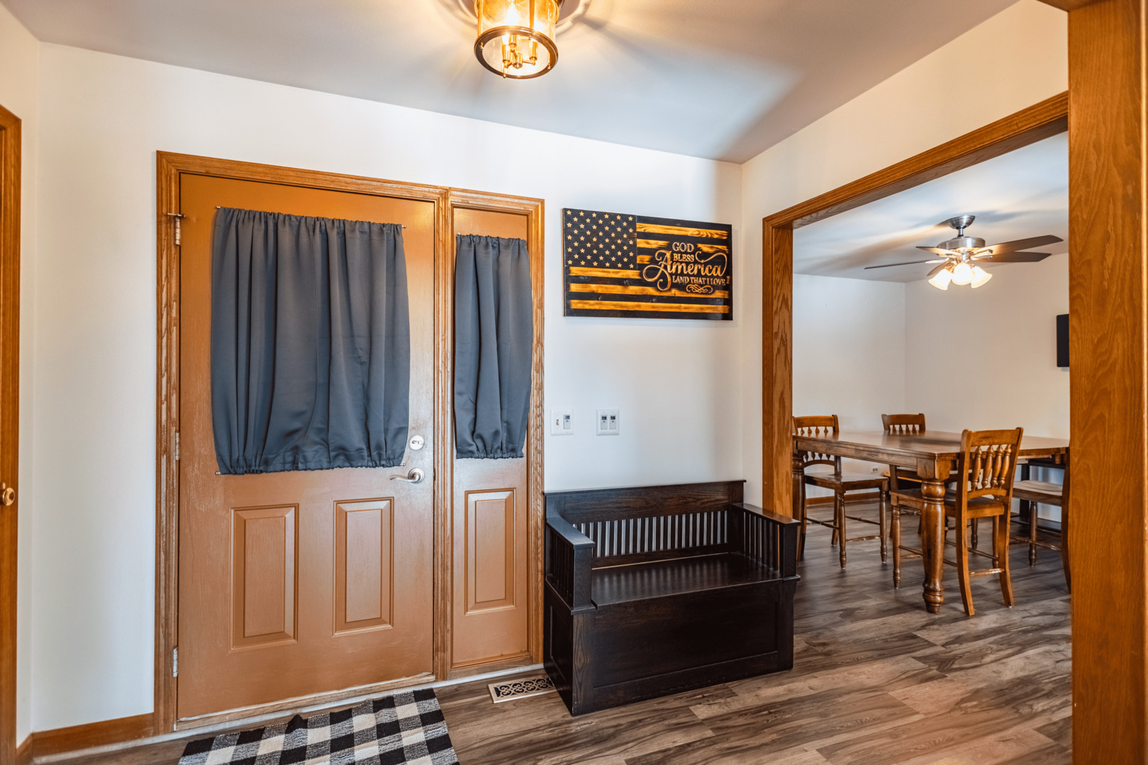 913 Amber Lane, Lake Villa, IL 60046