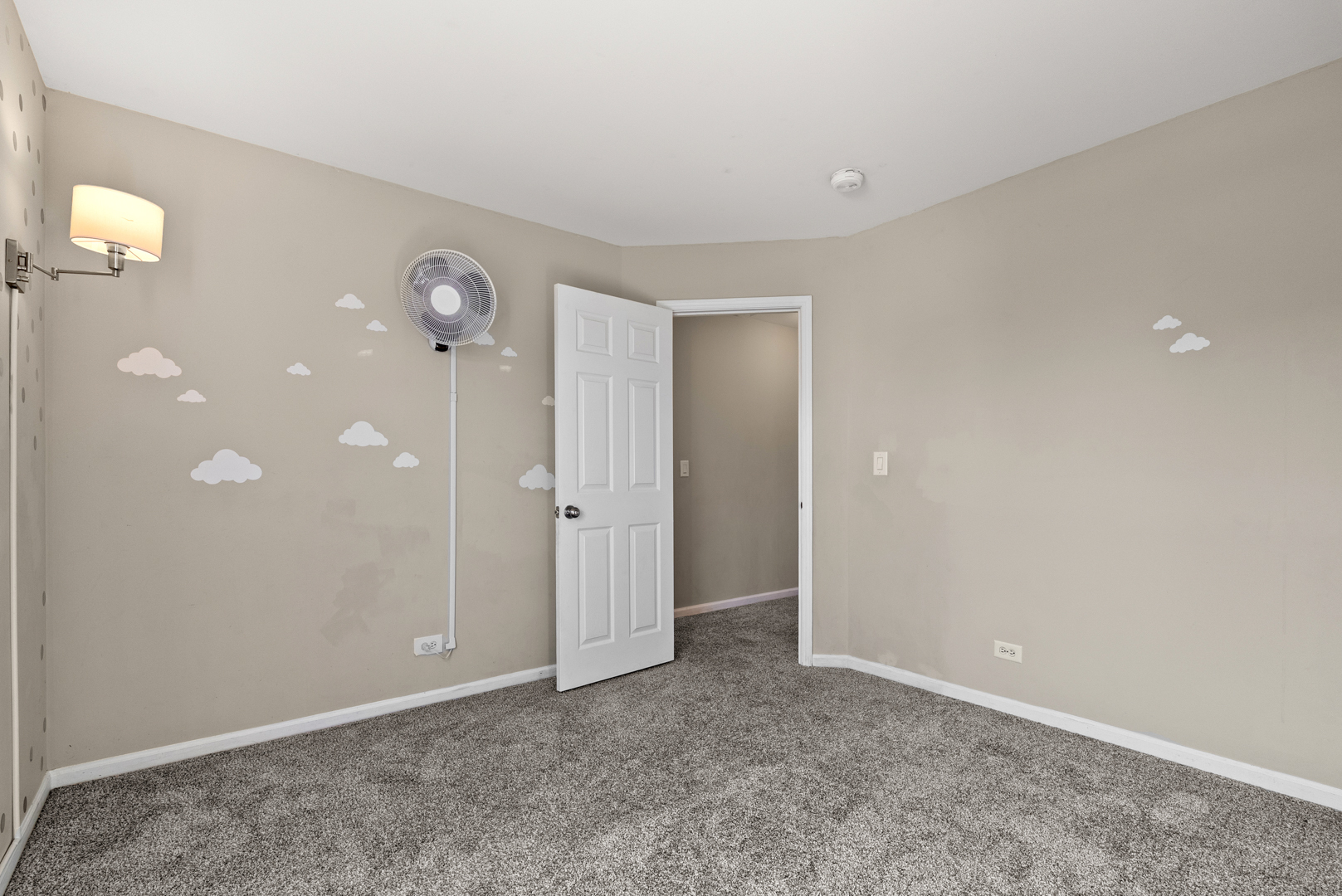 531 Hillcrest Drive, Bolingbrook, IL 60440