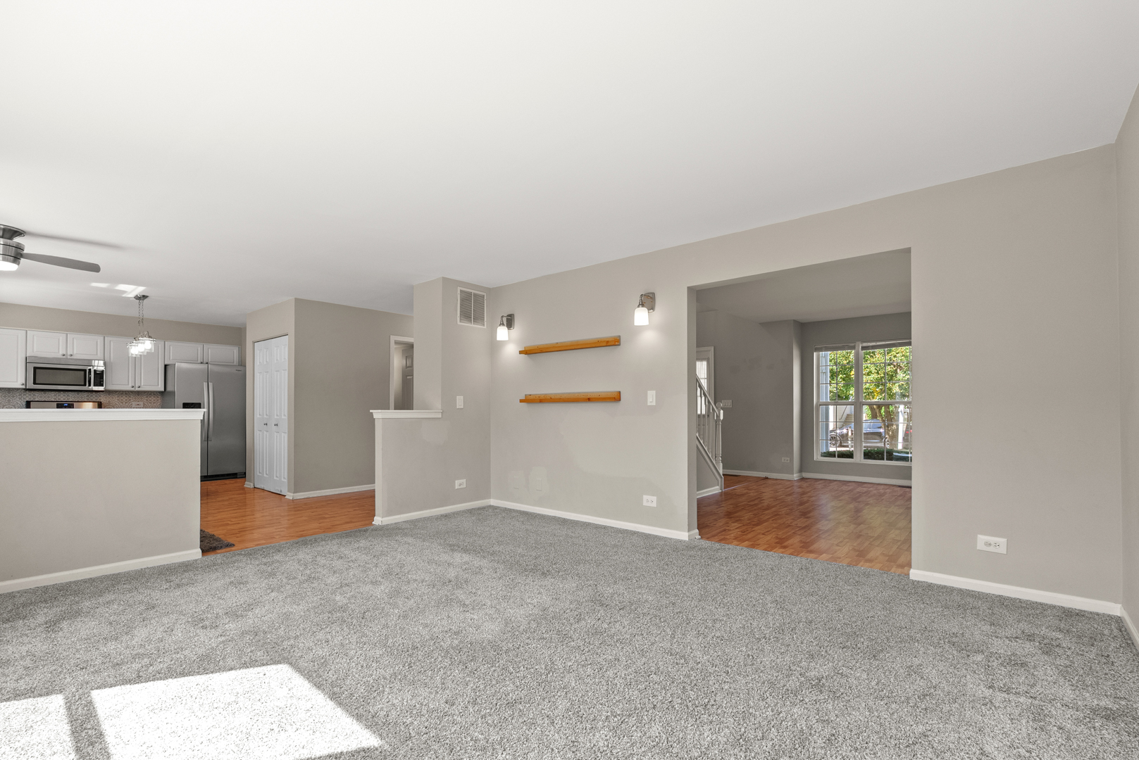 531 Hillcrest Drive, Bolingbrook, IL 60440