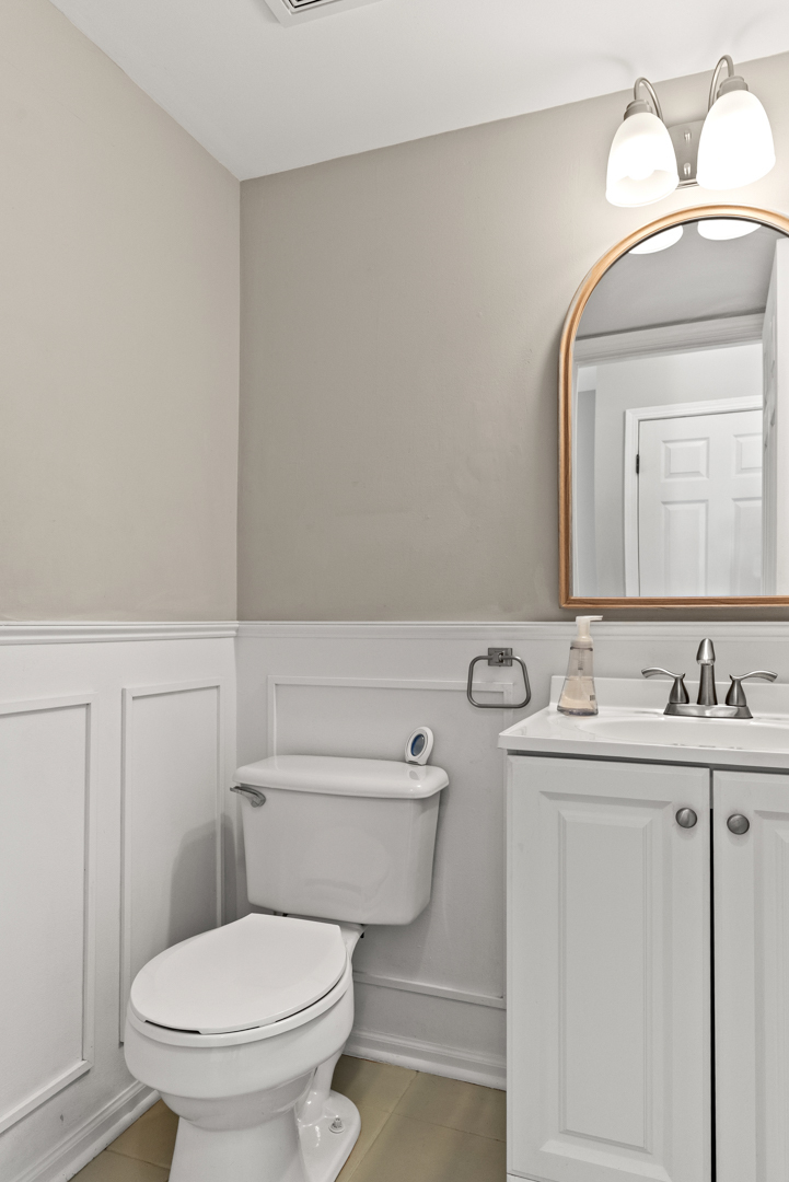 531 Hillcrest Drive, Bolingbrook, IL 60440