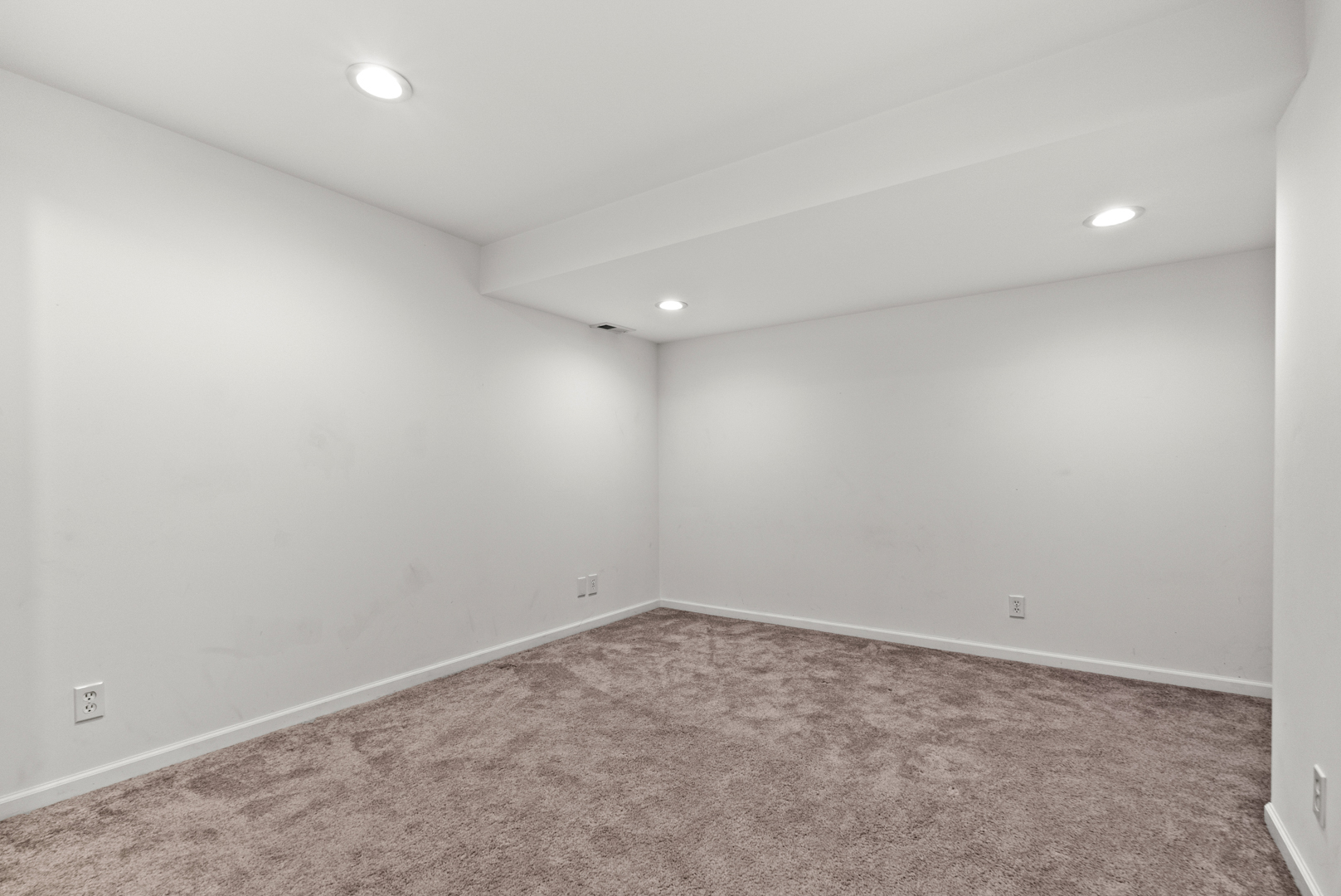 531 Hillcrest Drive, Bolingbrook, IL 60440