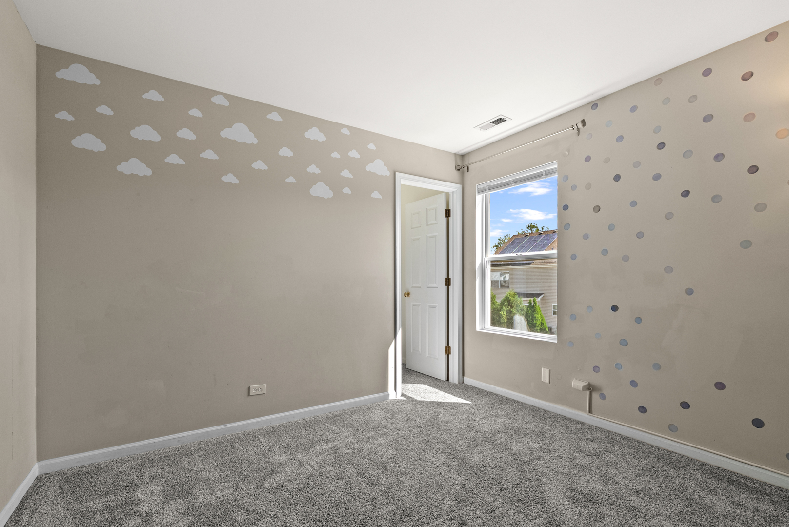 531 Hillcrest Drive, Bolingbrook, IL 60440