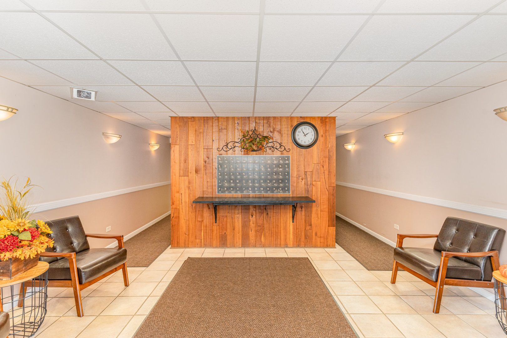 8025 Woodglen Lane #108, Downers Grove, IL 60516