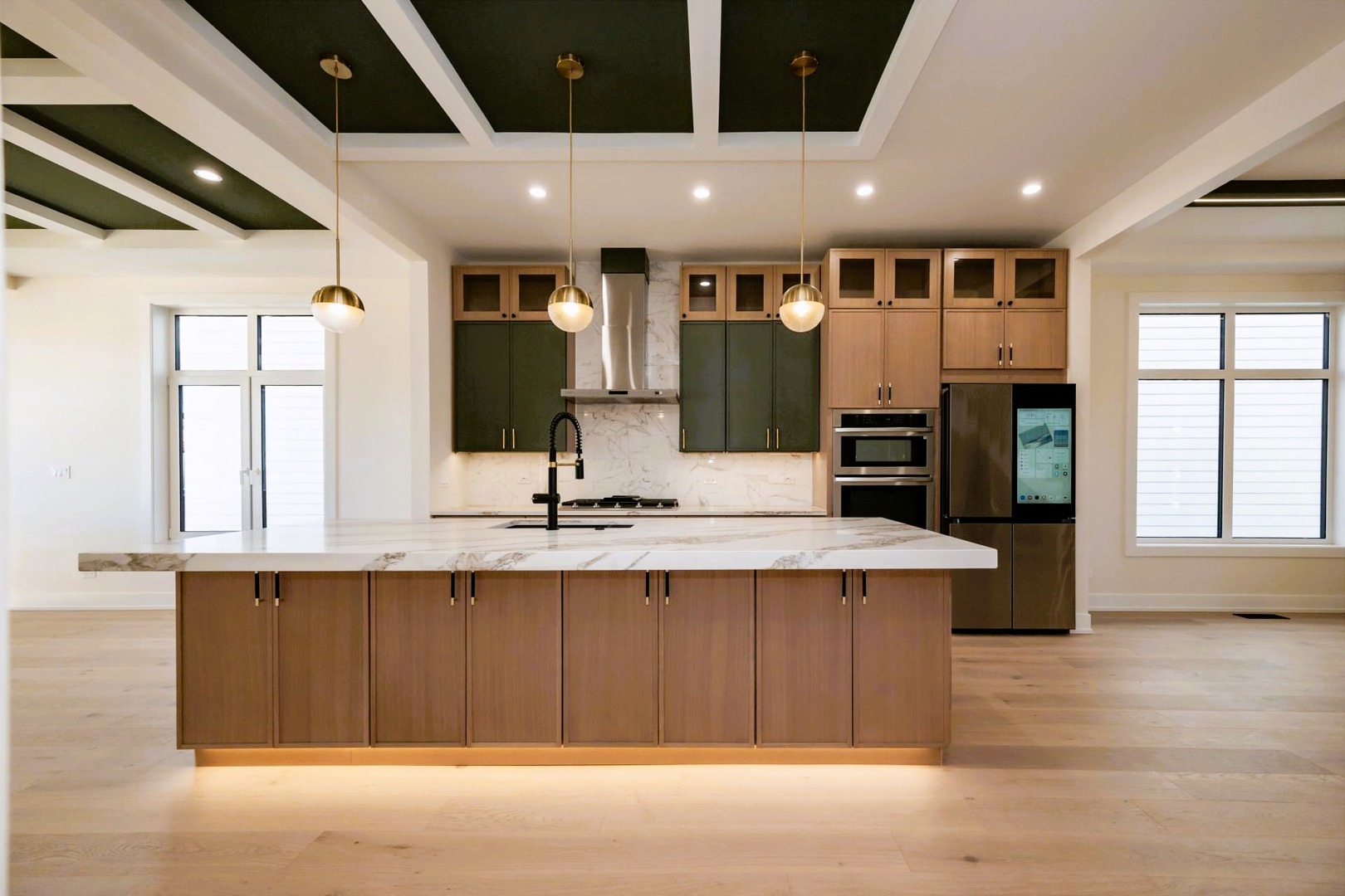 5311 N Mcvicker Avenue, Chicago, IL 60630