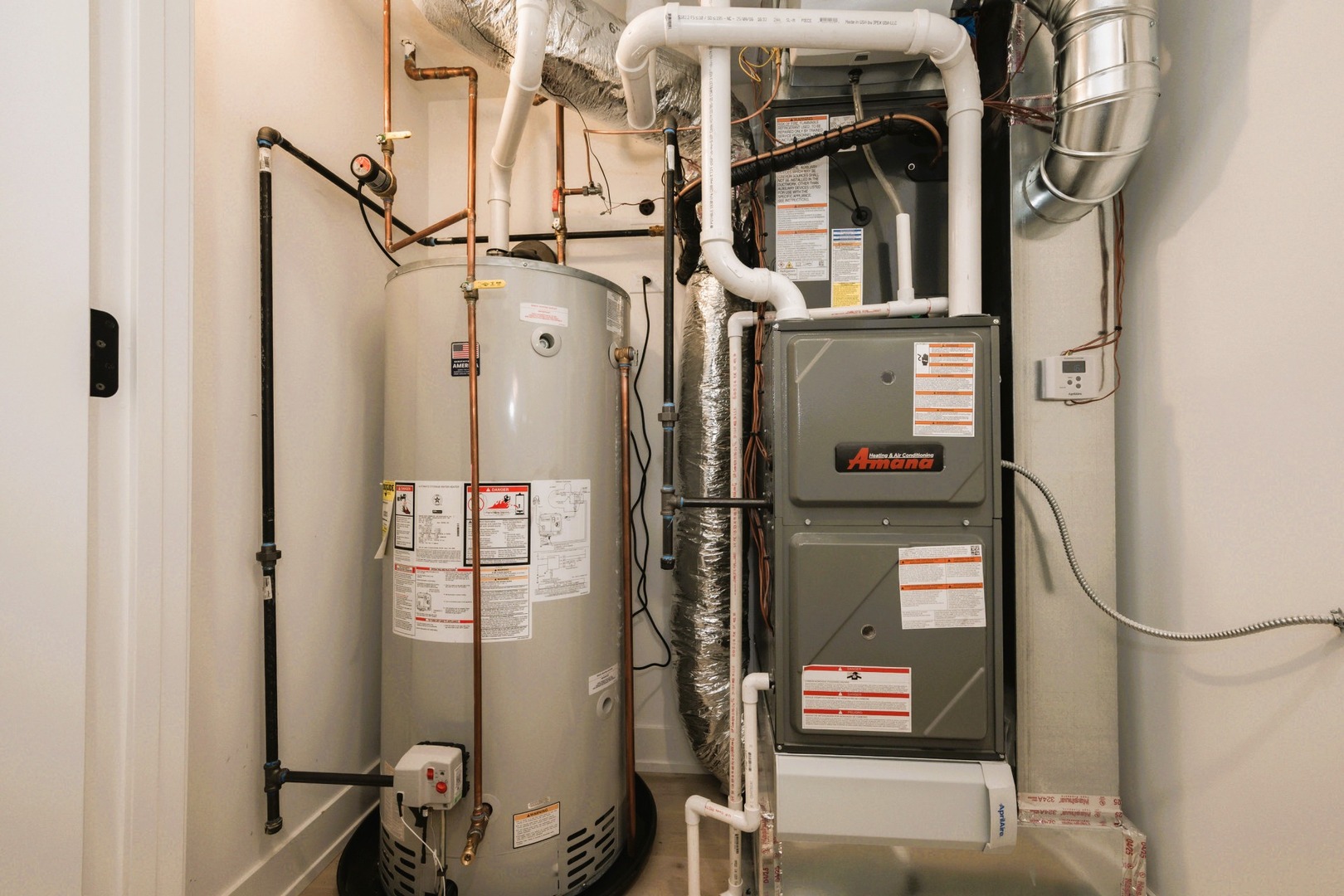 5311 N Mcvicker Avenue, Chicago, IL 60630