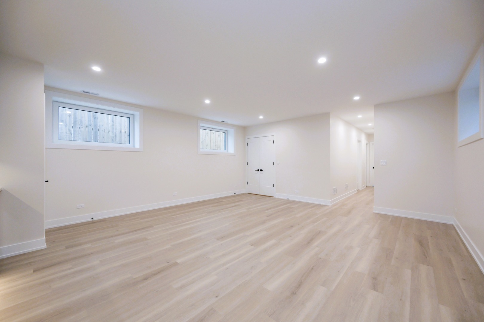 5311 N Mcvicker Avenue, Chicago, IL 60630