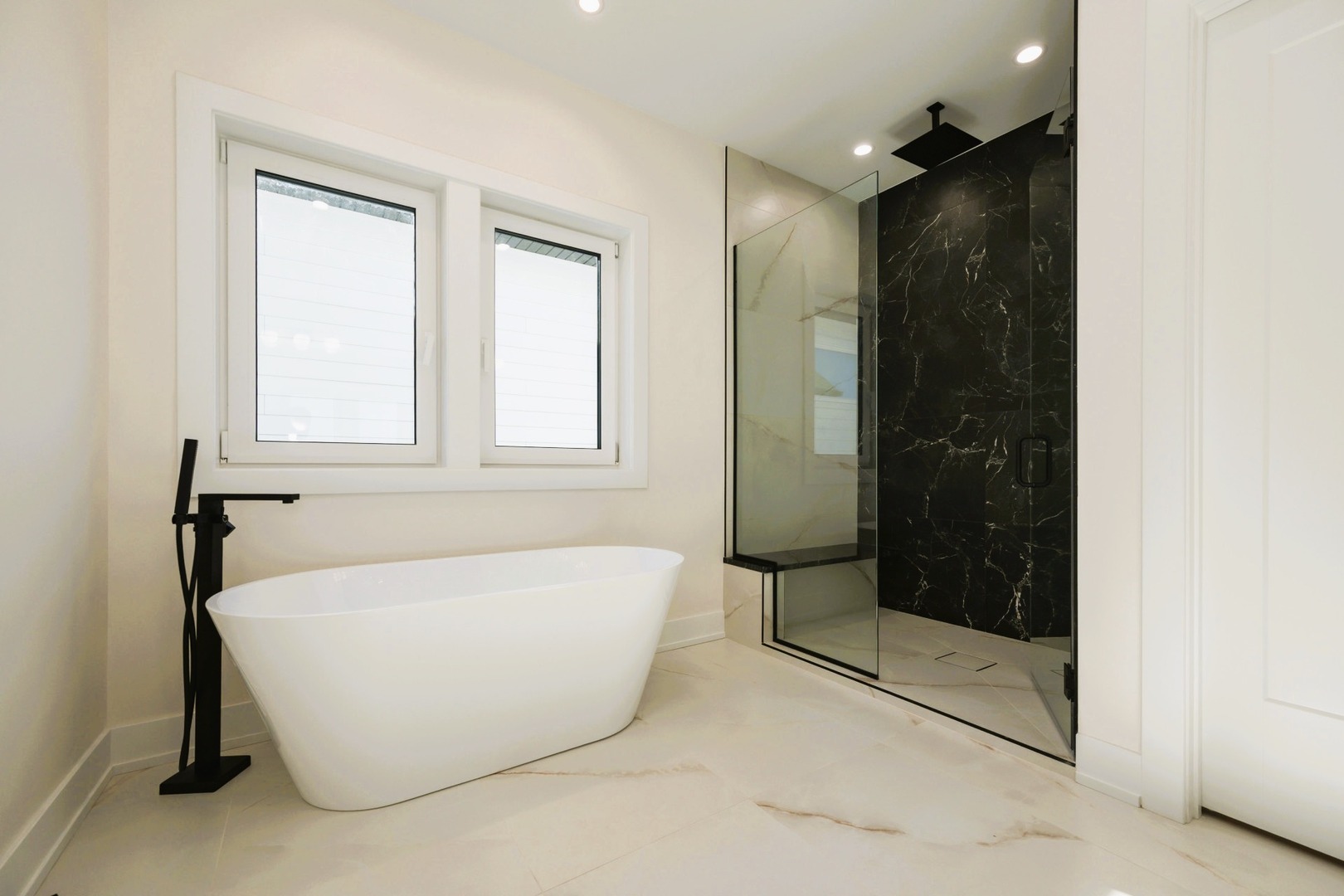 5311 N Mcvicker Avenue, Chicago, IL 60630