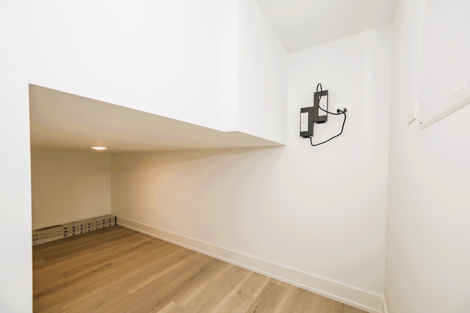 5311 N Mcvicker Avenue, Chicago, IL 60630