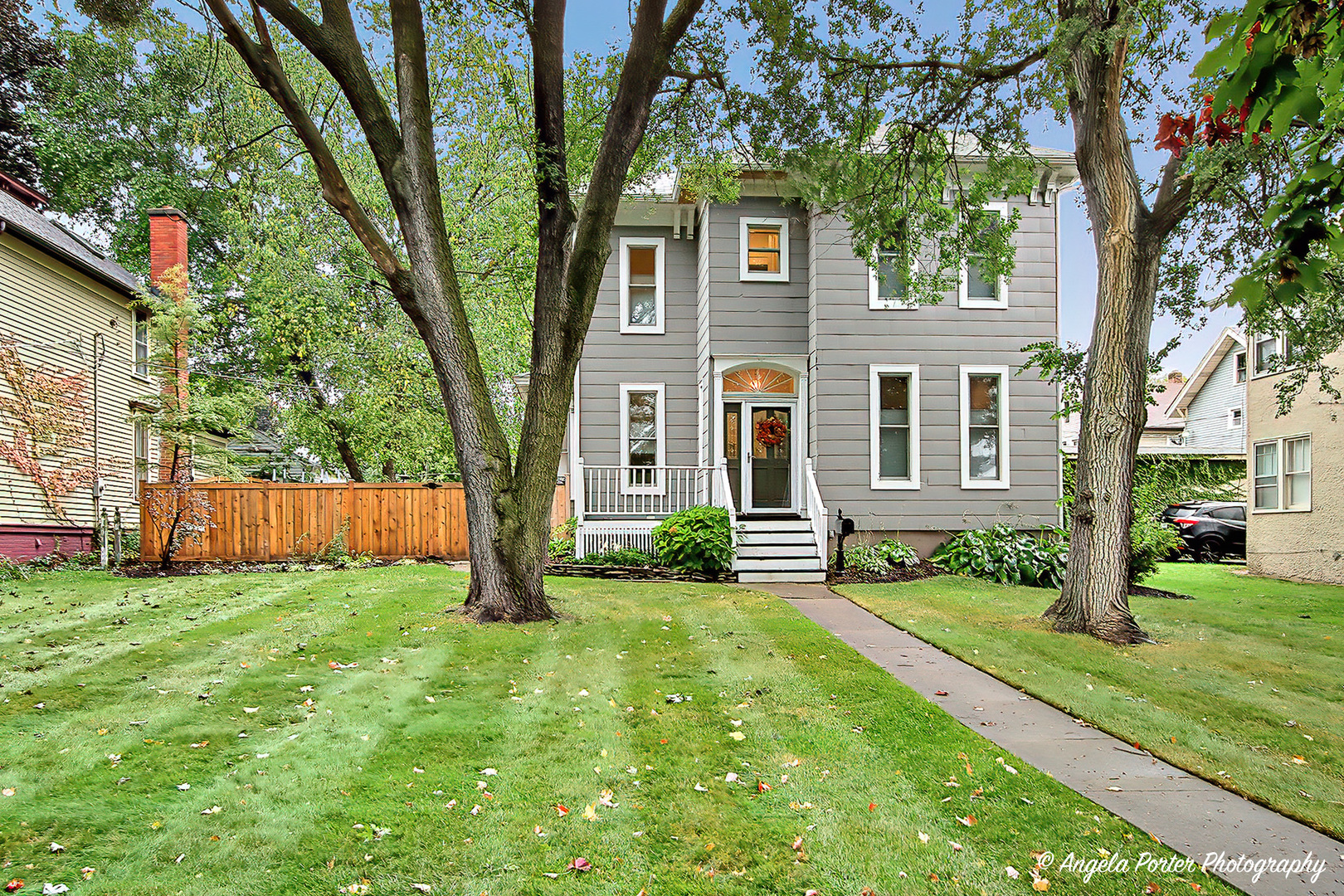 452 North Avenue, Waukegan, IL 60085