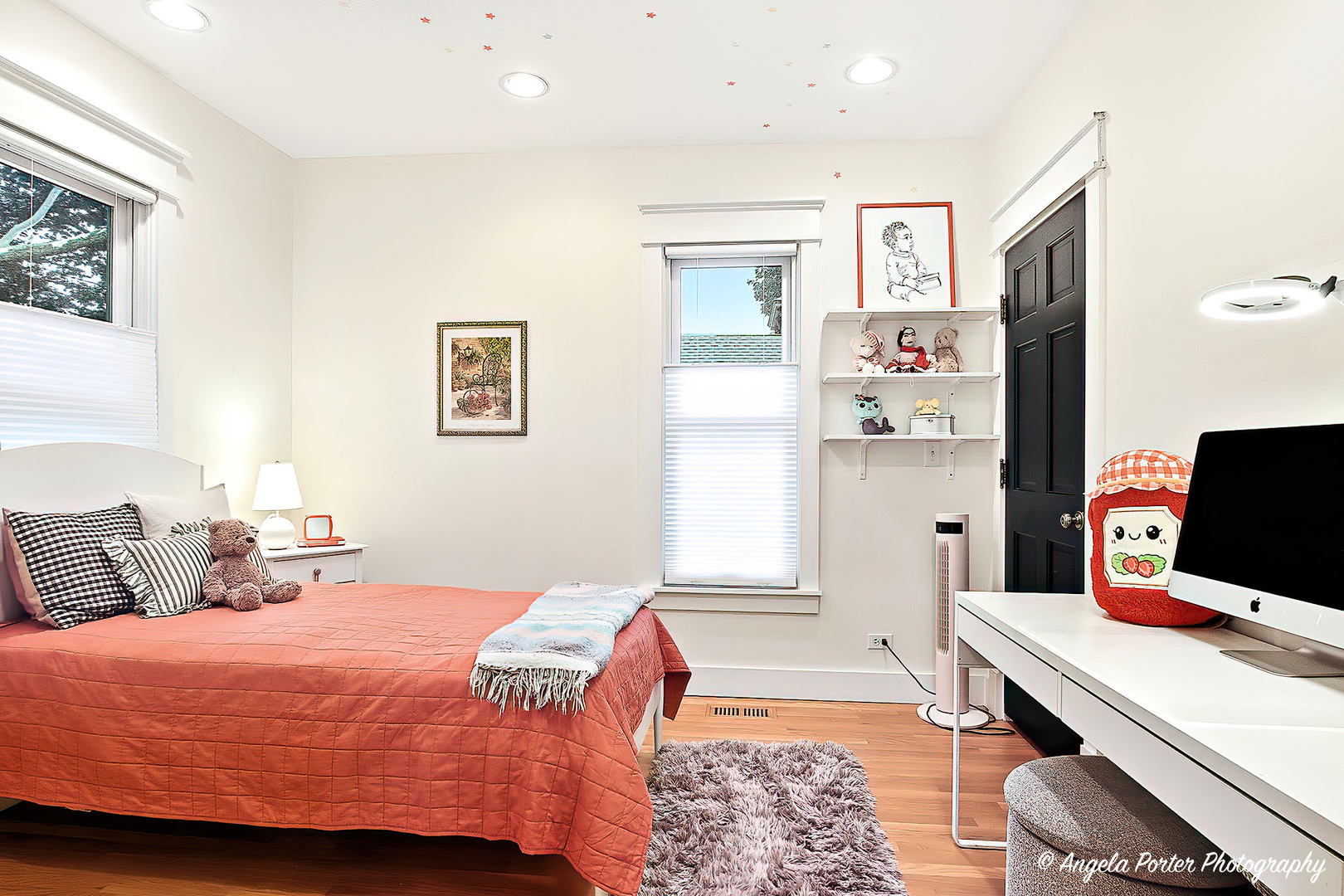 452 North Avenue, Waukegan, IL 60085