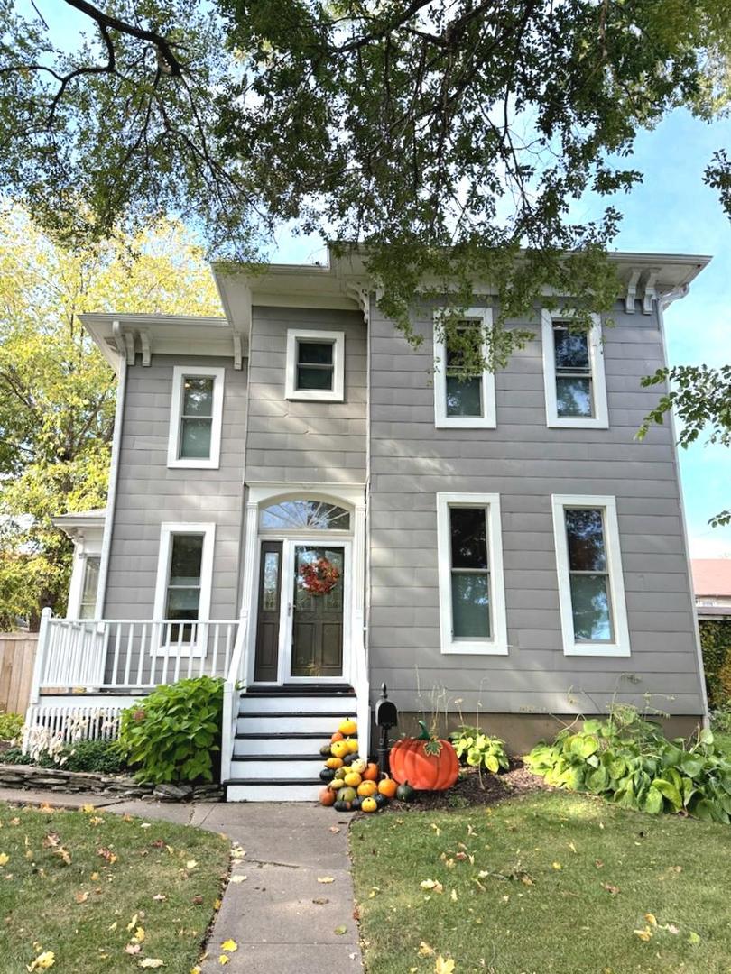 452 North Avenue, Waukegan, IL 60085