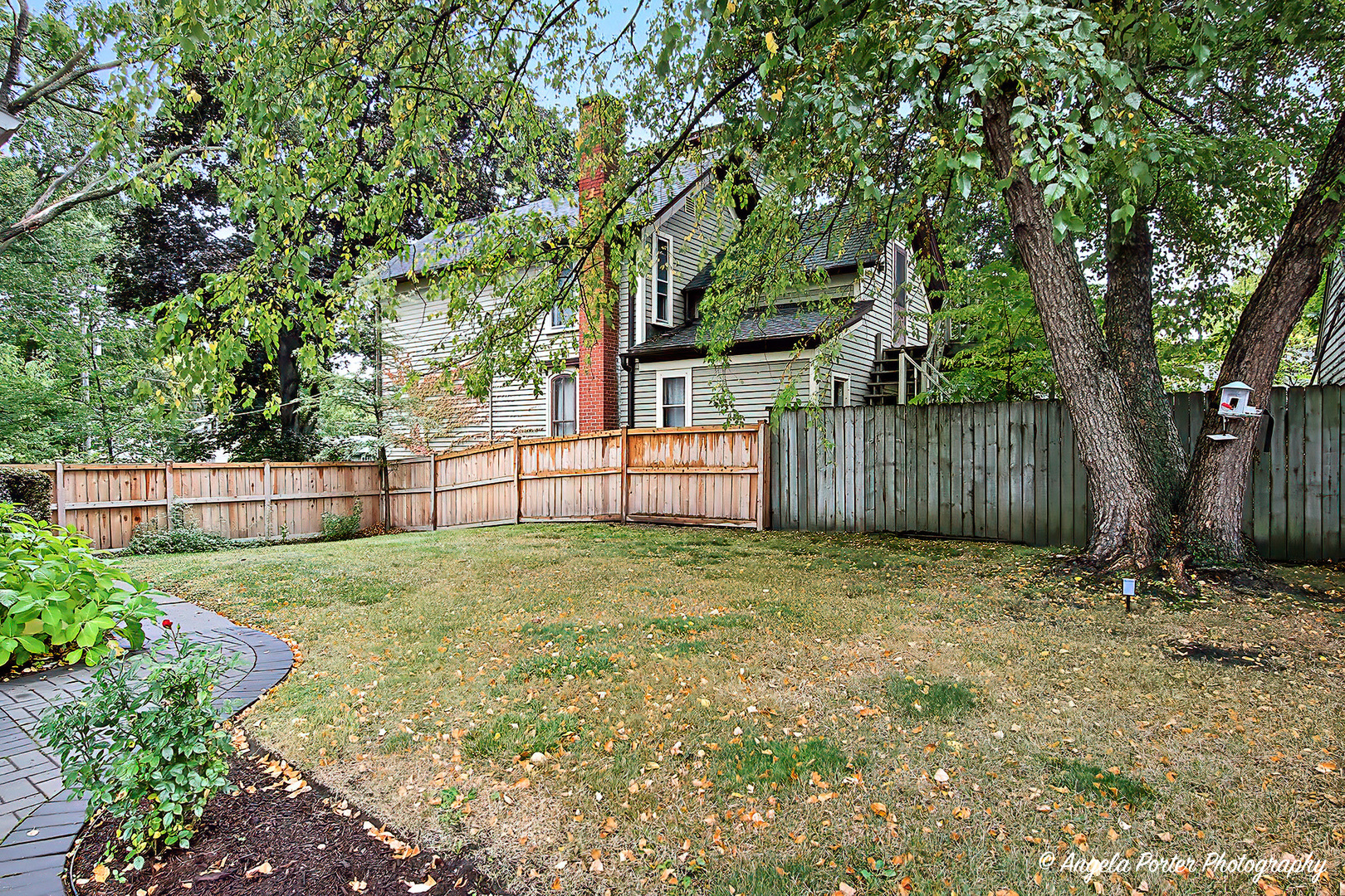 452 North Avenue, Waukegan, IL 60085