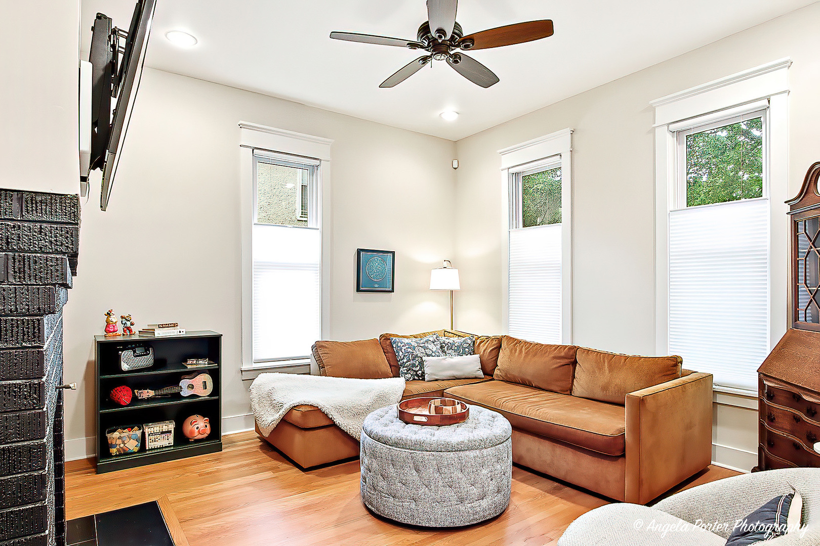 452 North Avenue, Waukegan, IL 60085