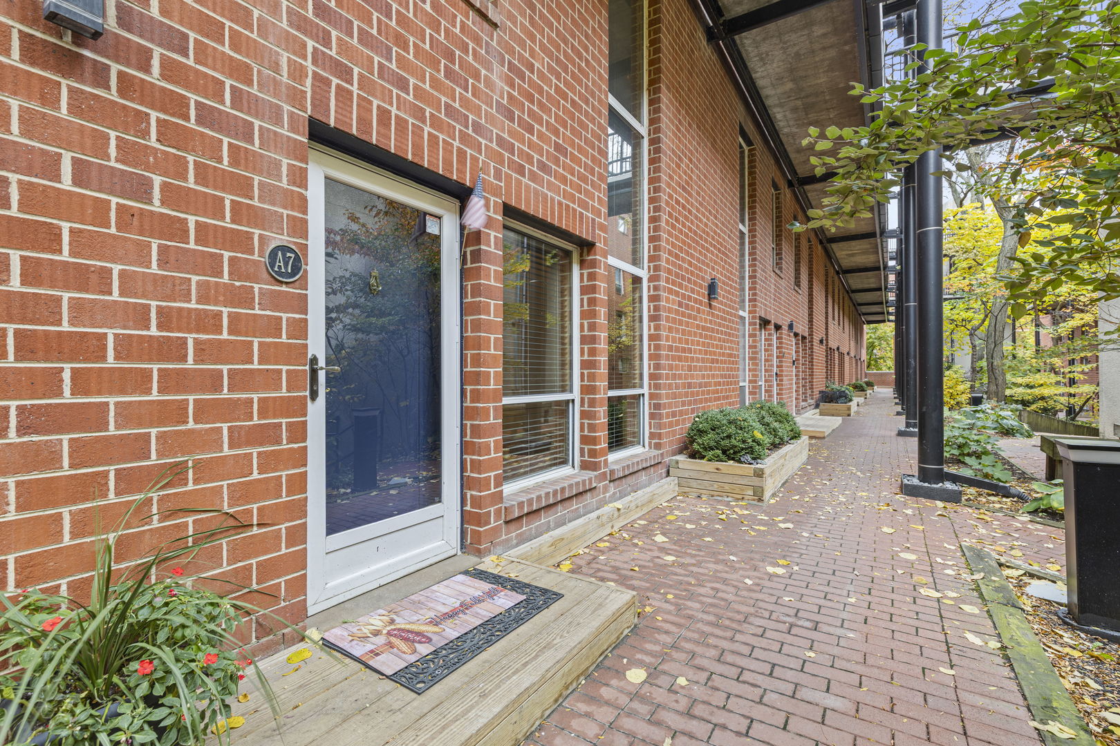 5400 S Hyde Park Boulevard #7A, Chicago, IL 60615