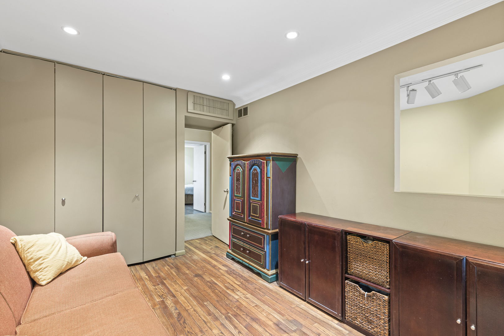 5400 S Hyde Park Boulevard #7A, Chicago, IL 60615