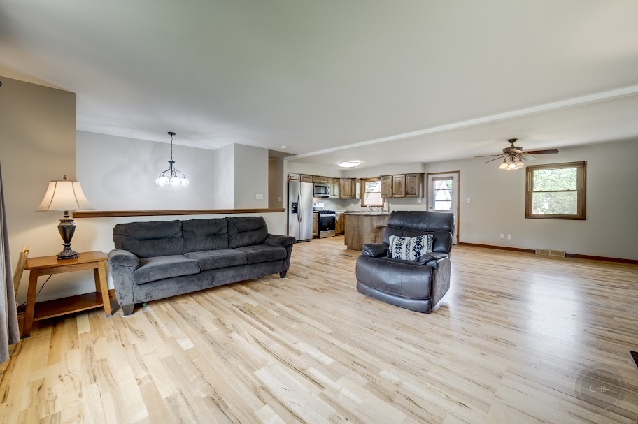 24460 Easy Street, Plainfield, IL 60586