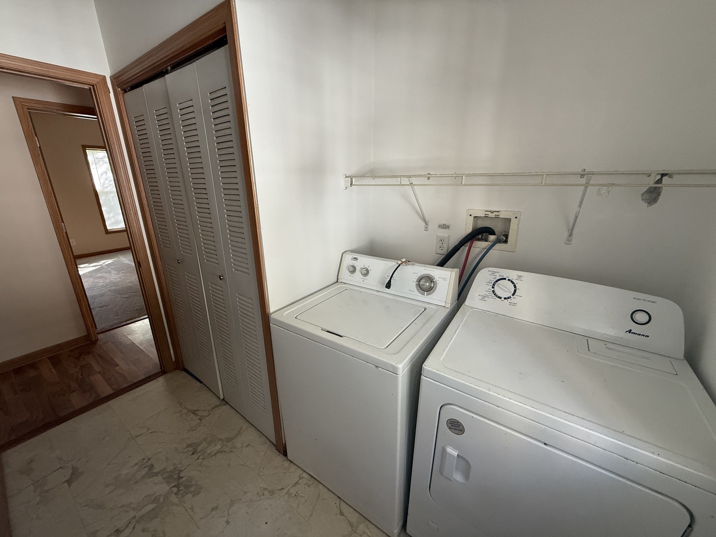 1712 S Dixie Highway #111, Crete, IL 60417