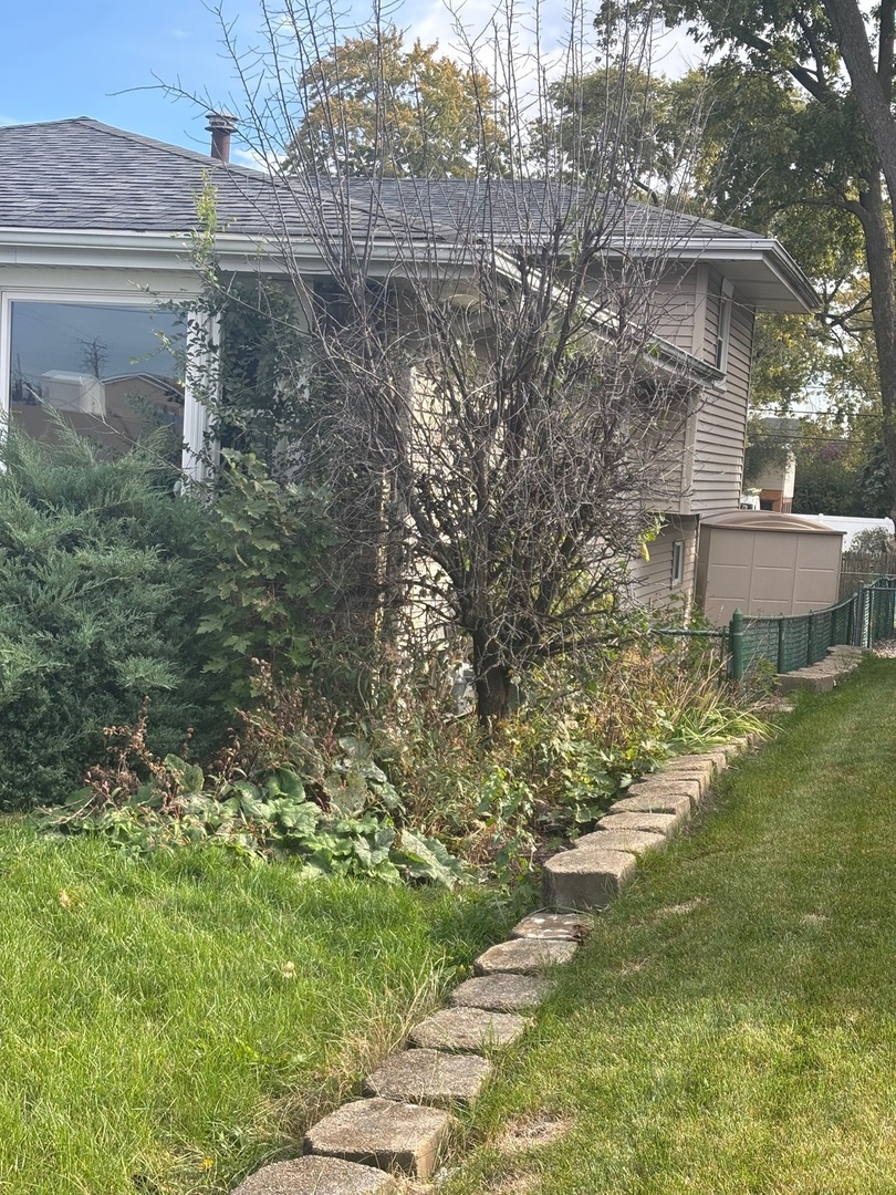 15925 Lockwood Avenue, Oak Forest, IL 60452
