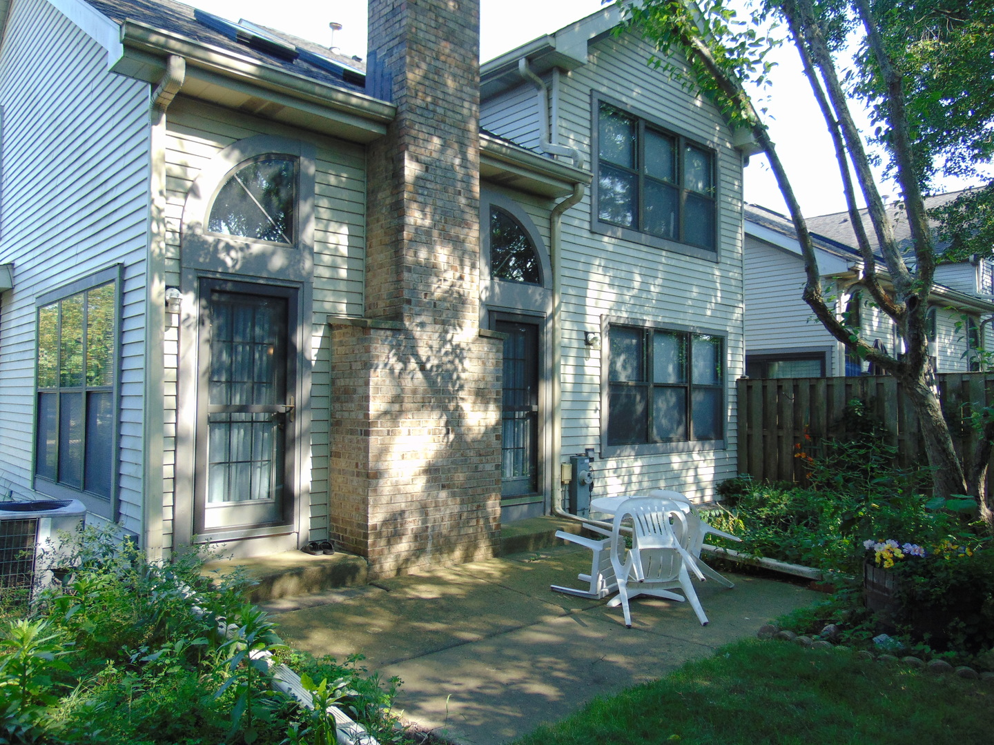 858 N Auburn Woods Drive, Palatine, IL 60067