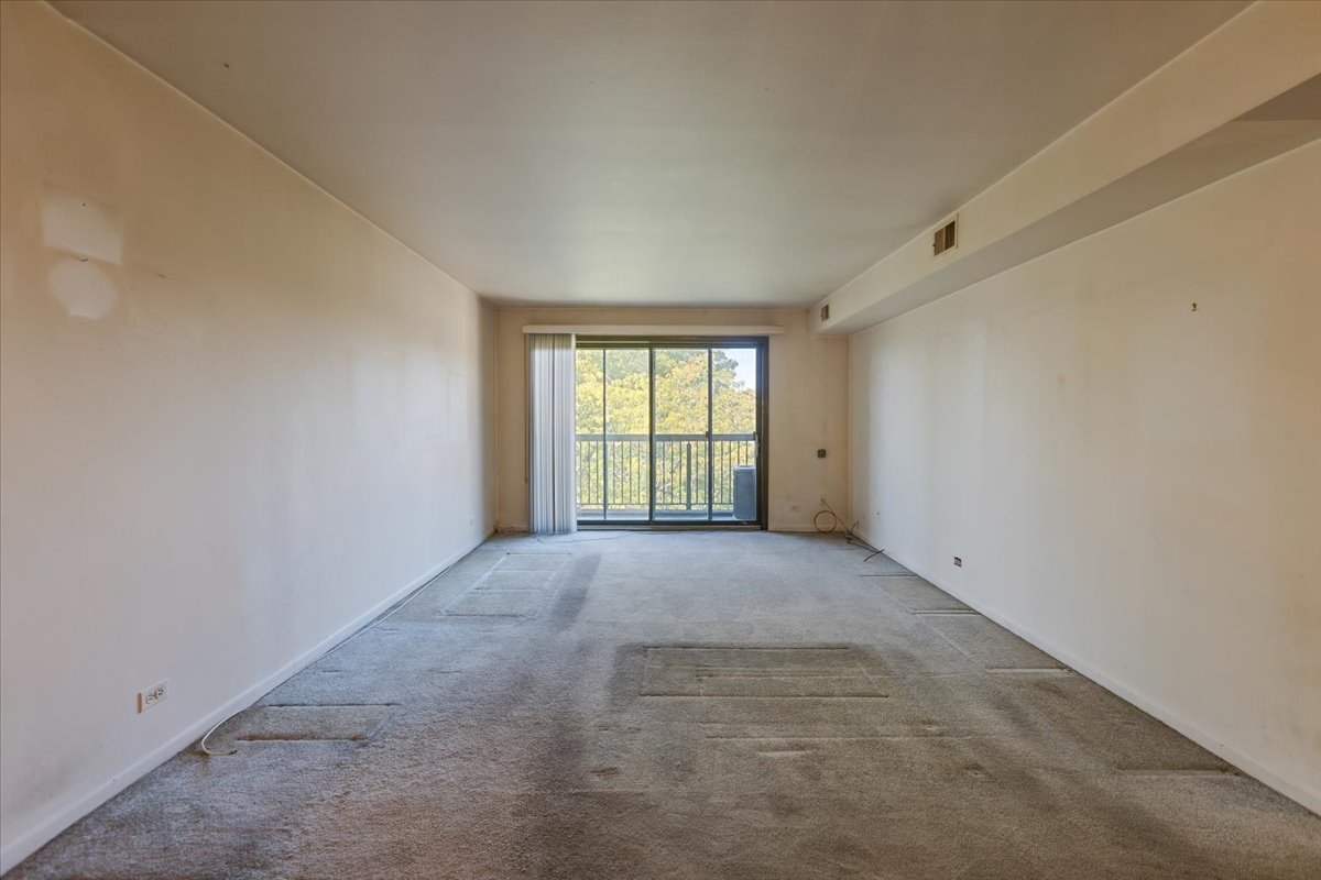 820 Elder Road #C410, Homewood, IL 60430