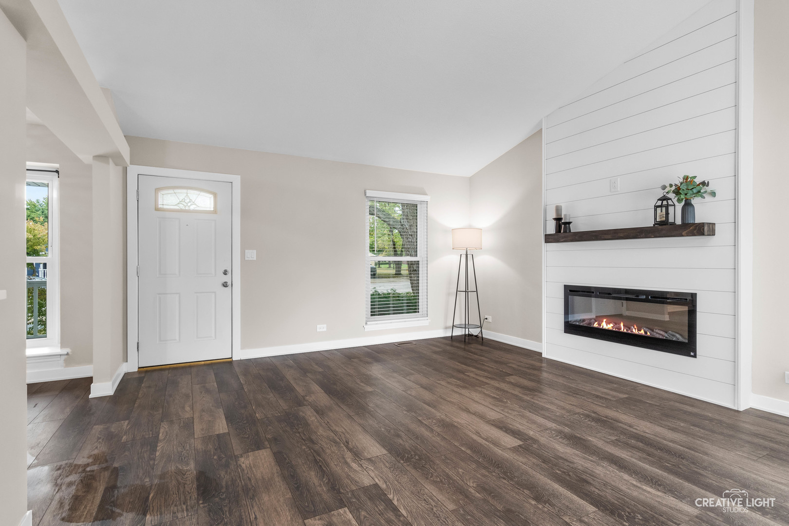 343 Danbury Drive, Naperville, IL 60565