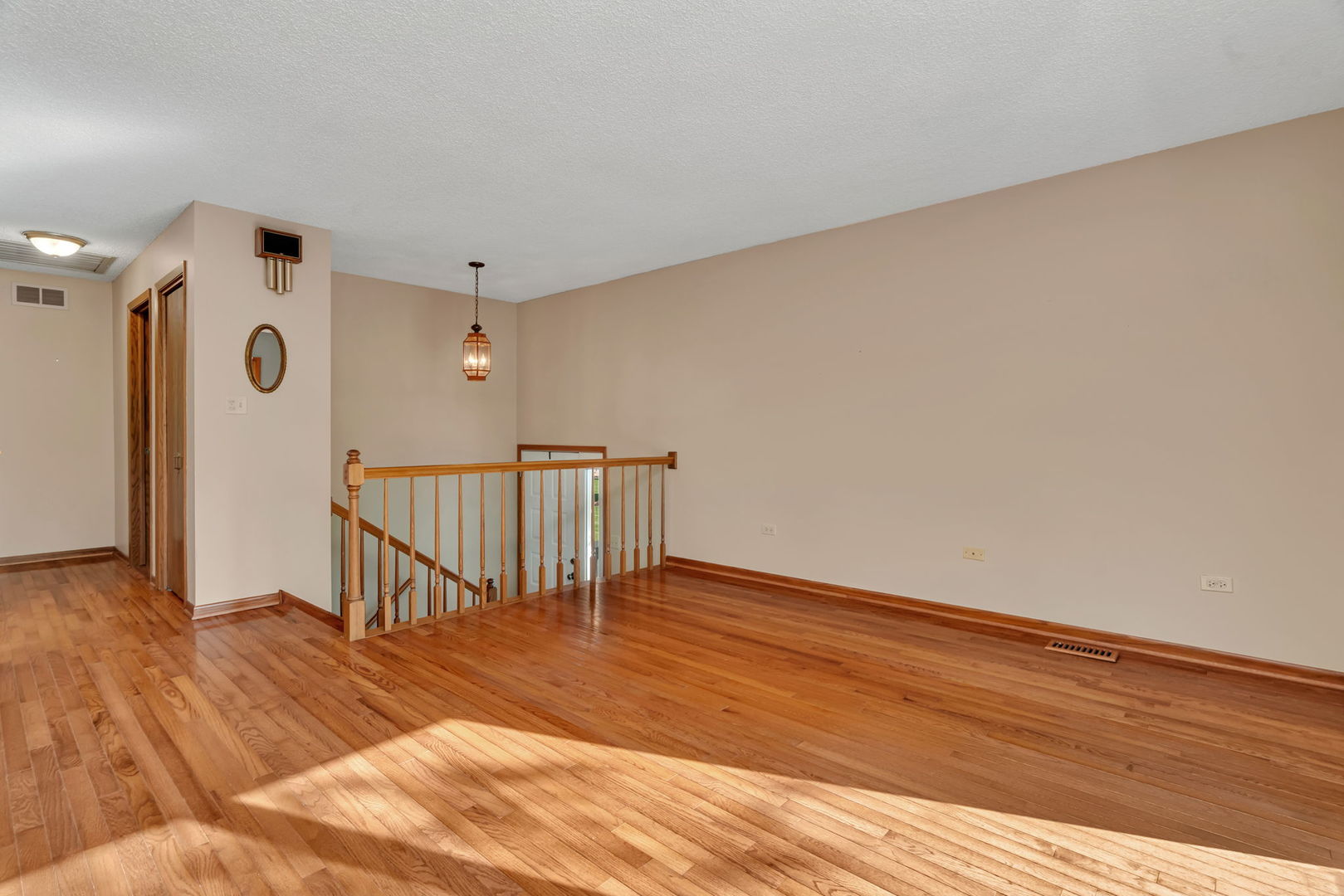 613 Johnson Avenue, Frankfort, IL 60423