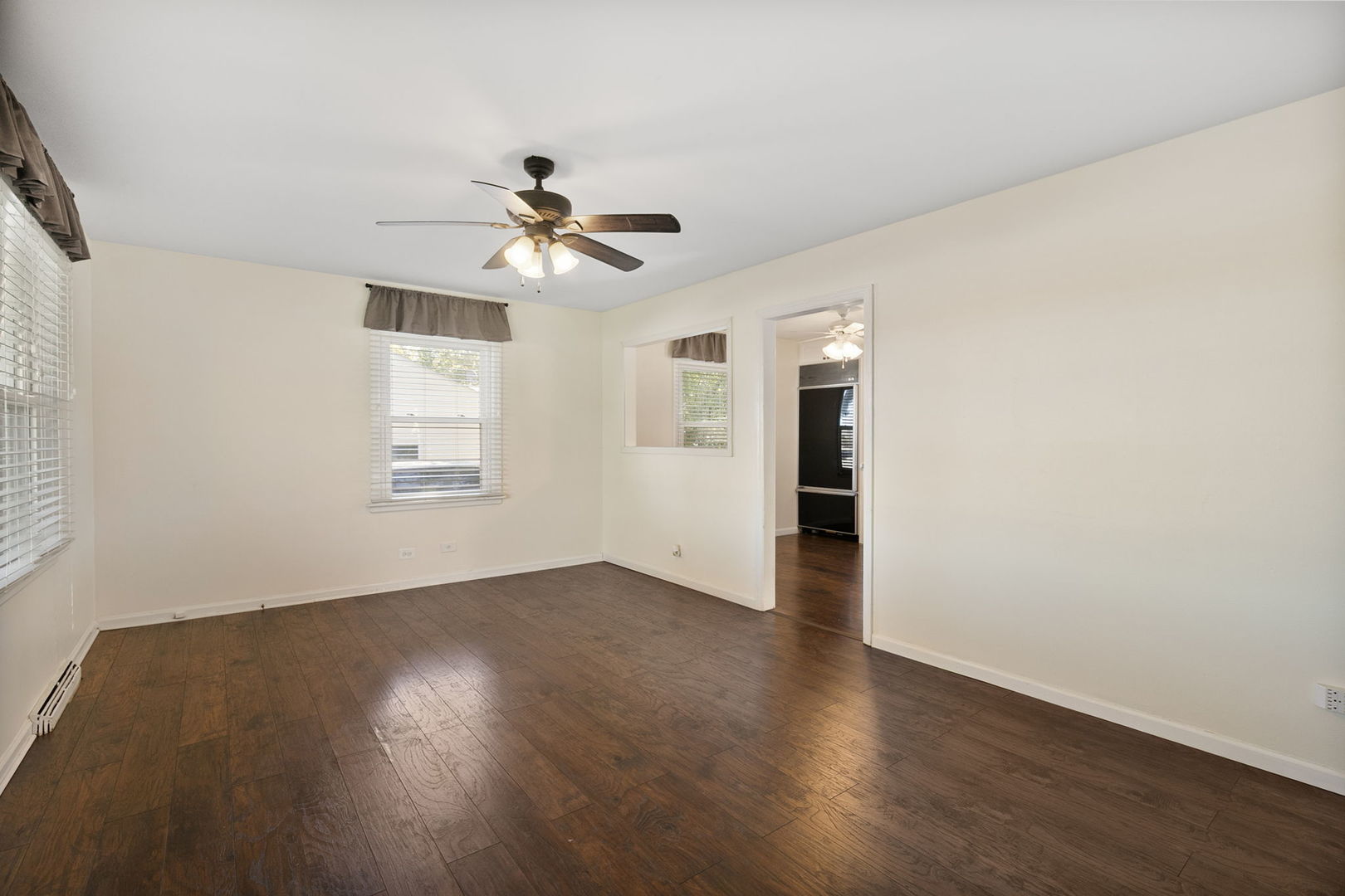 17983 W Gages Lake Road, Grayslake, IL 60030