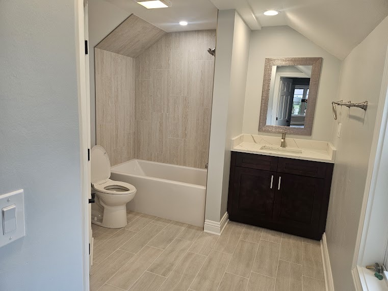 808 Indian Road, Glenview, IL 60025