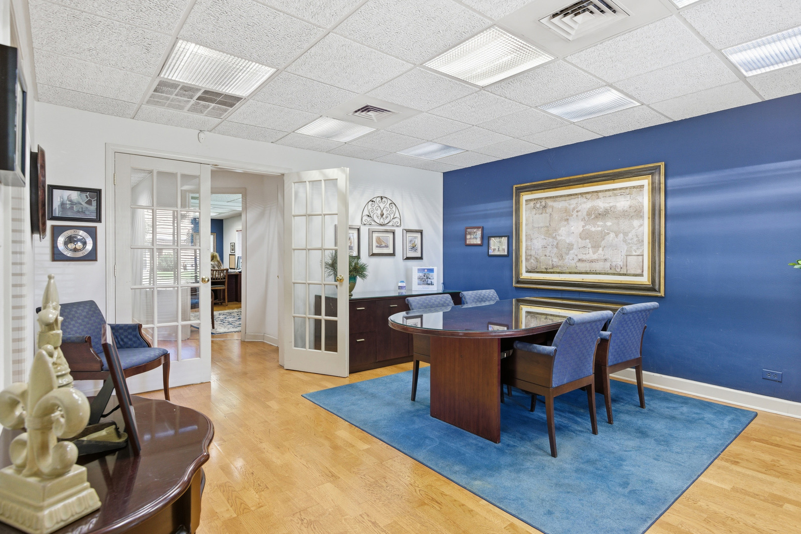 1425 Louis Avenue, Elk Grove Village, IL 60007