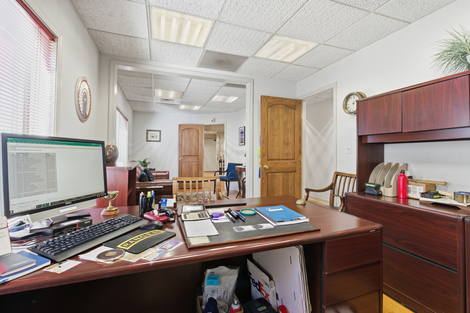 1425 Louis Avenue, Elk Grove Village, IL 60007