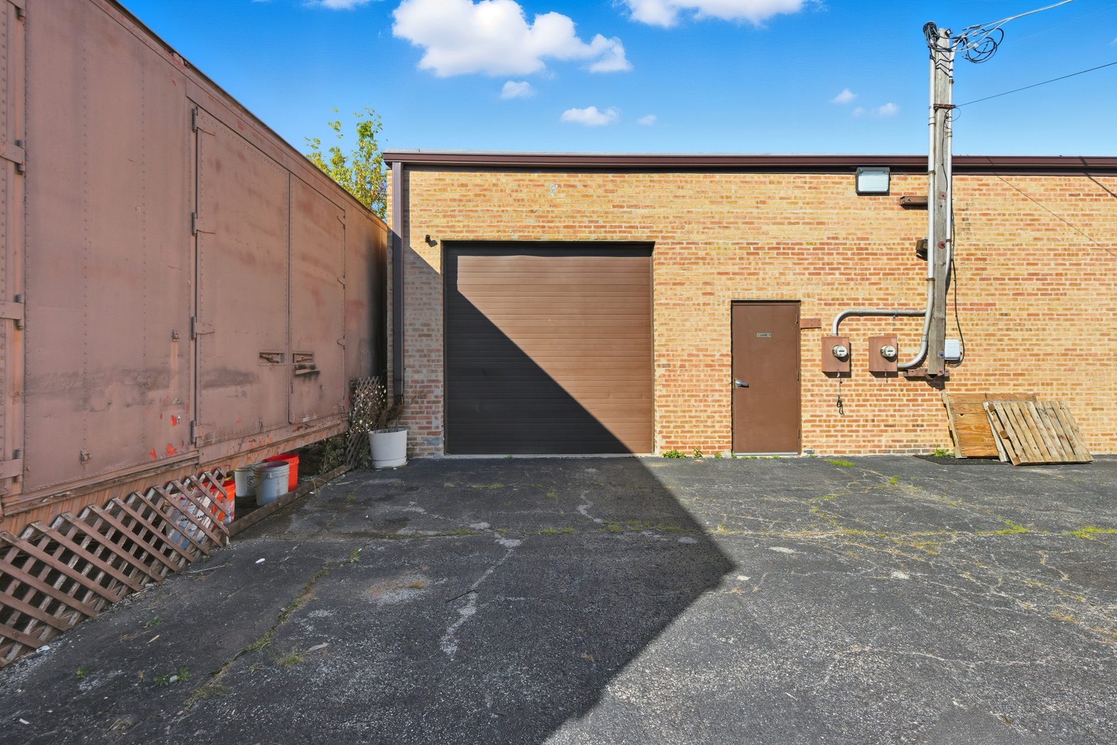 1425 Louis Avenue, Elk Grove Village, IL 60007