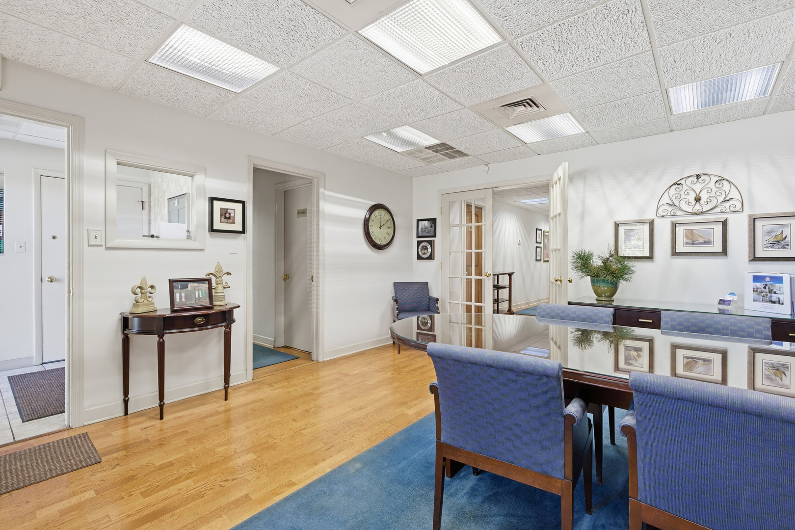 1425 Louis Avenue, Elk Grove Village, IL 60007