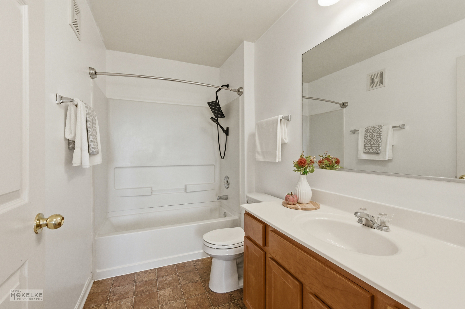 164 Bertram Drive #E, Yorkville, IL 60560