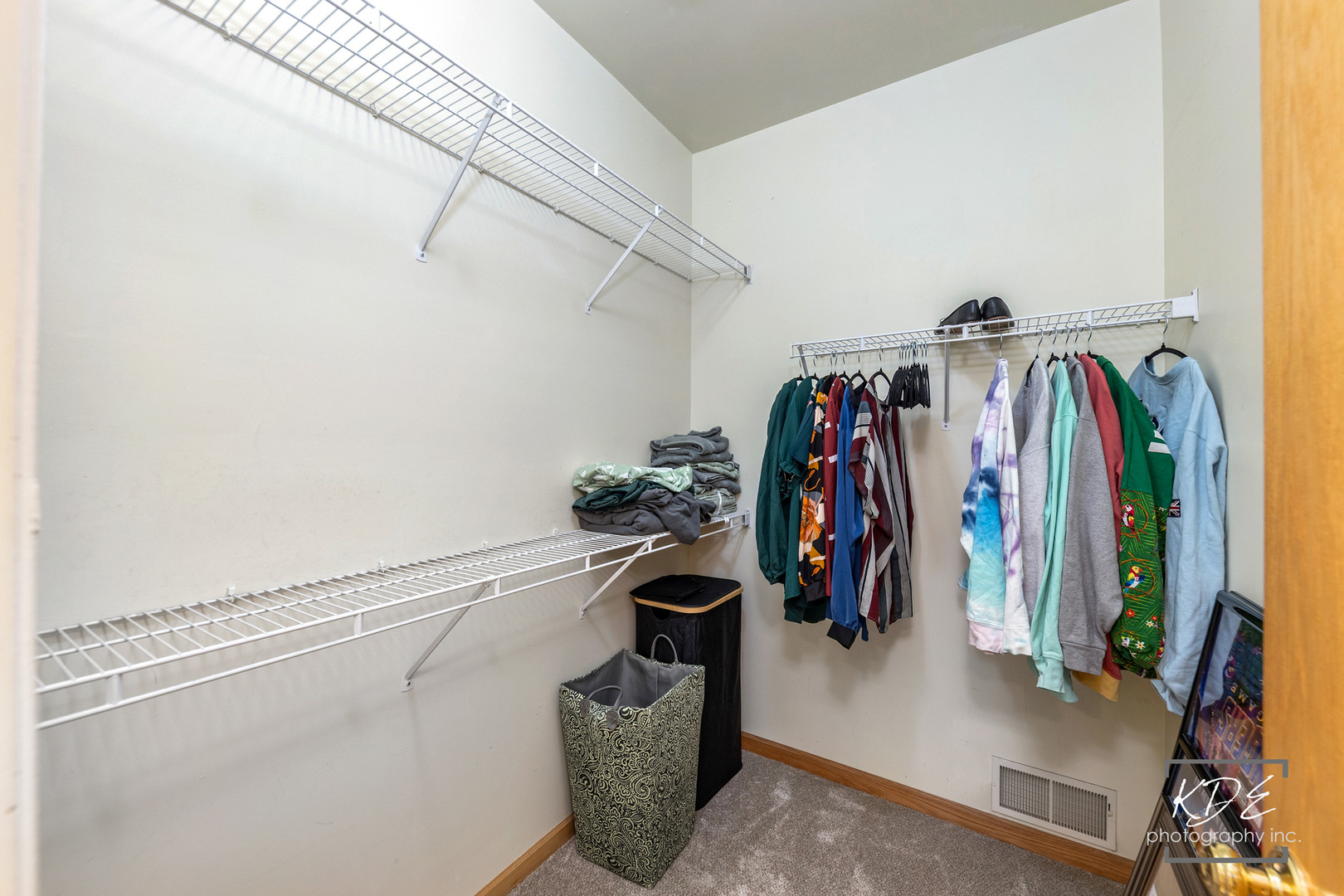 620 W Natalie Lane, Addison, IL 60101