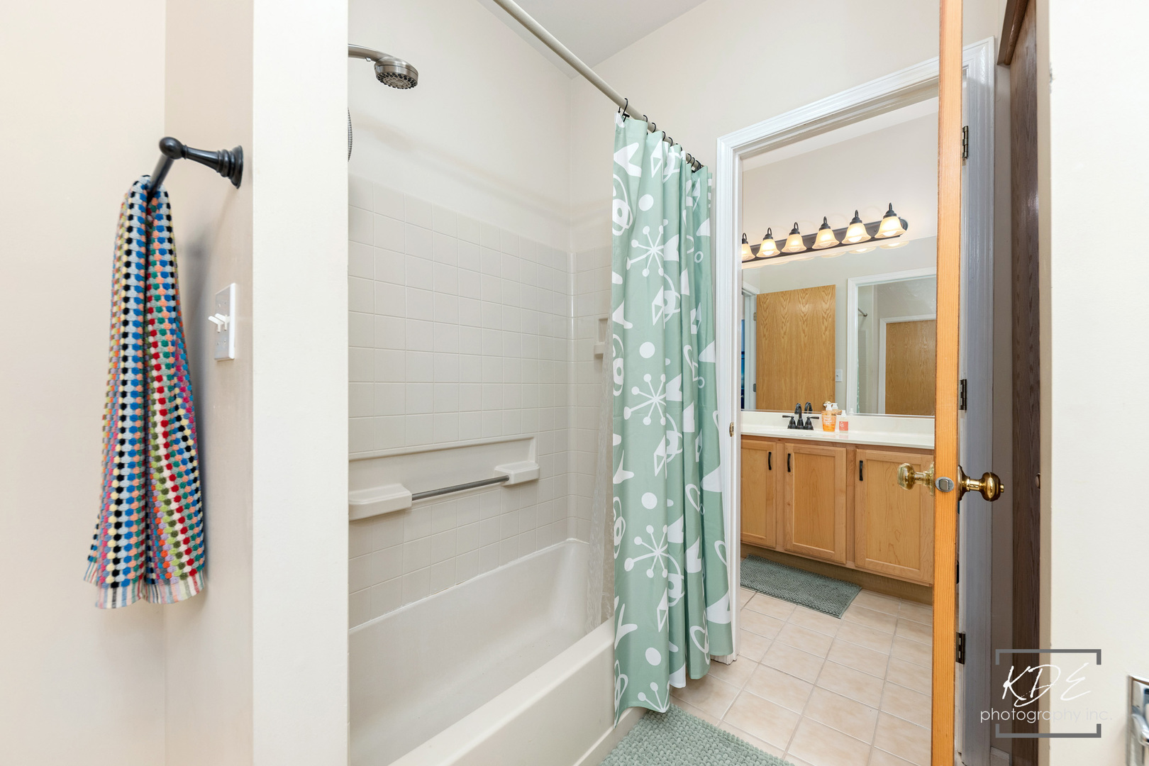 620 W Natalie Lane, Addison, IL 60101