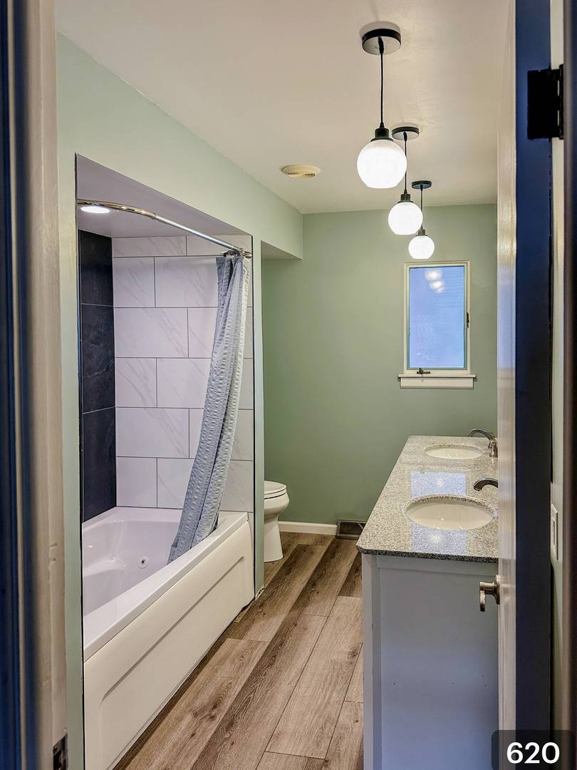 620 Tana Lane, Joliet, IL 60435