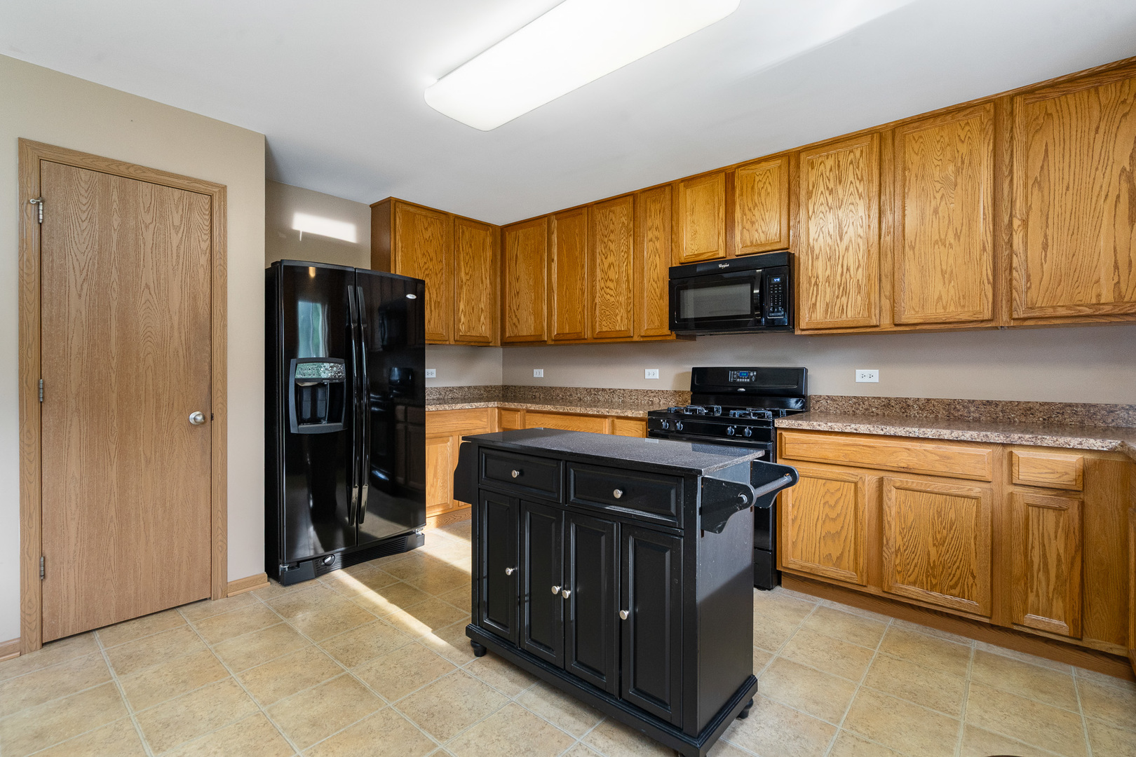 16320 Spring Creek Lane, Plainfield, IL 60586