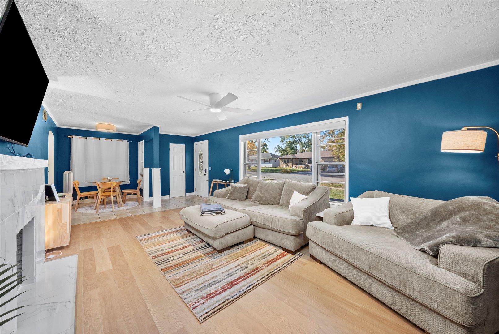 1212 Grandview Avenue, Lockport, IL 60441