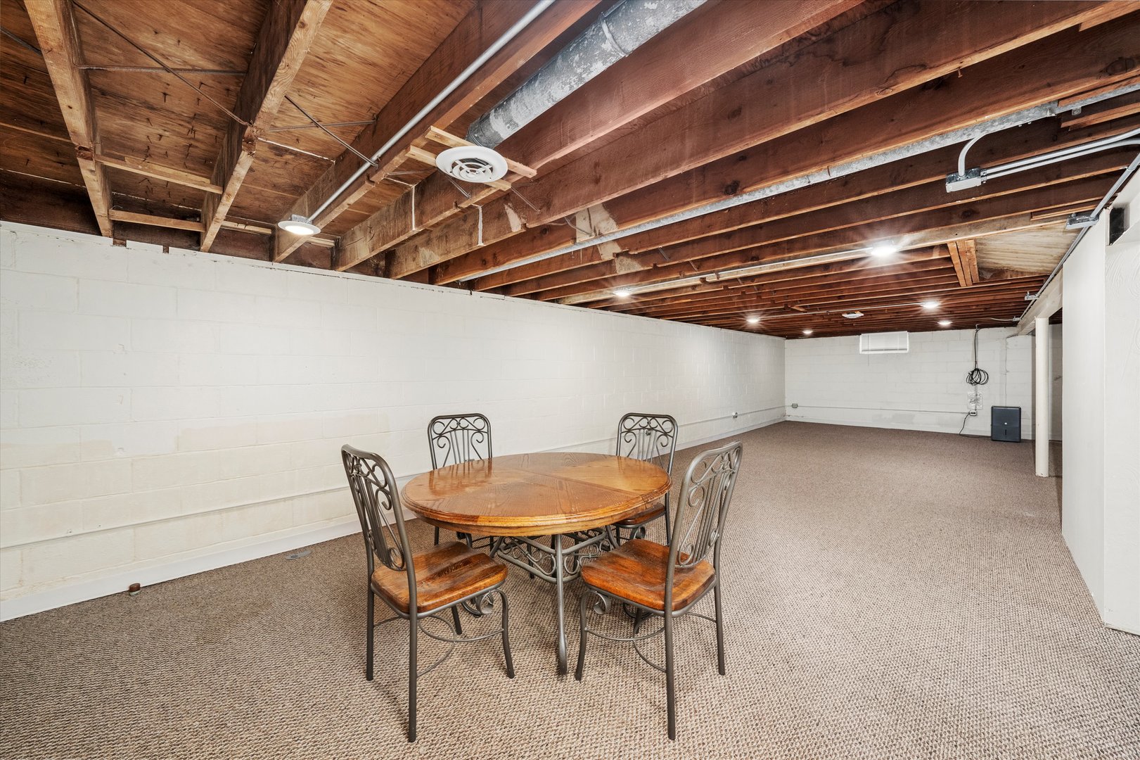 1212 Grandview Avenue, Lockport, IL 60441