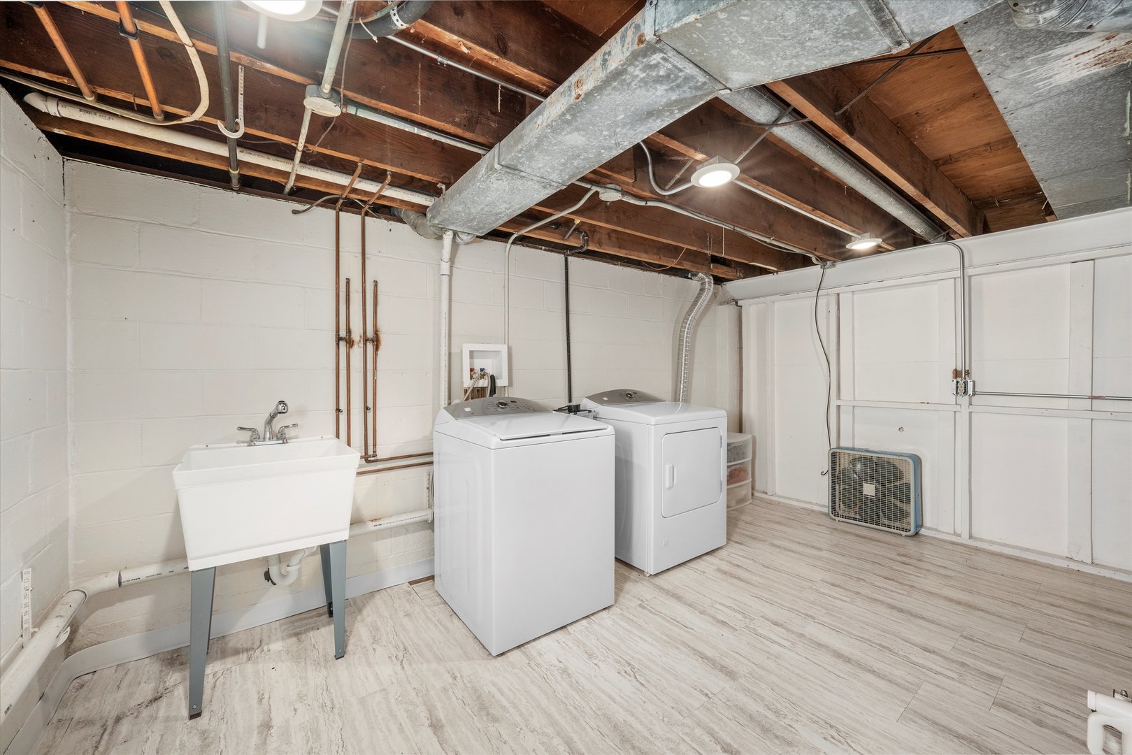 1212 Grandview Avenue, Lockport, IL 60441