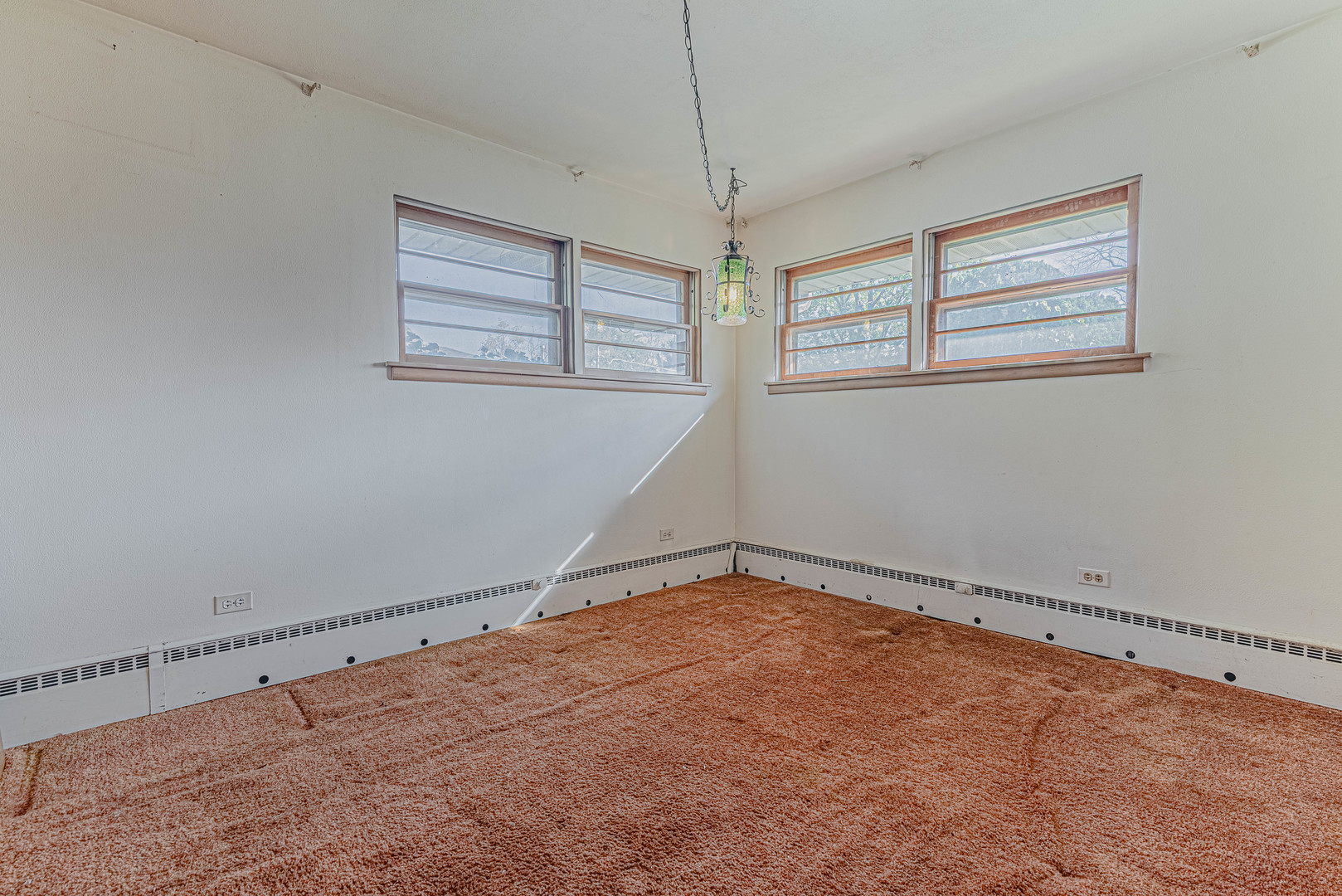 1907 Elim Avenue, Zion, IL 60099