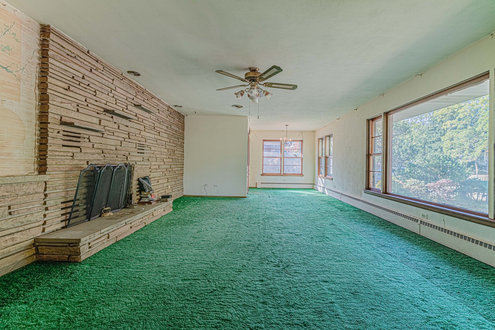 1907 Elim Avenue, Zion, IL 60099