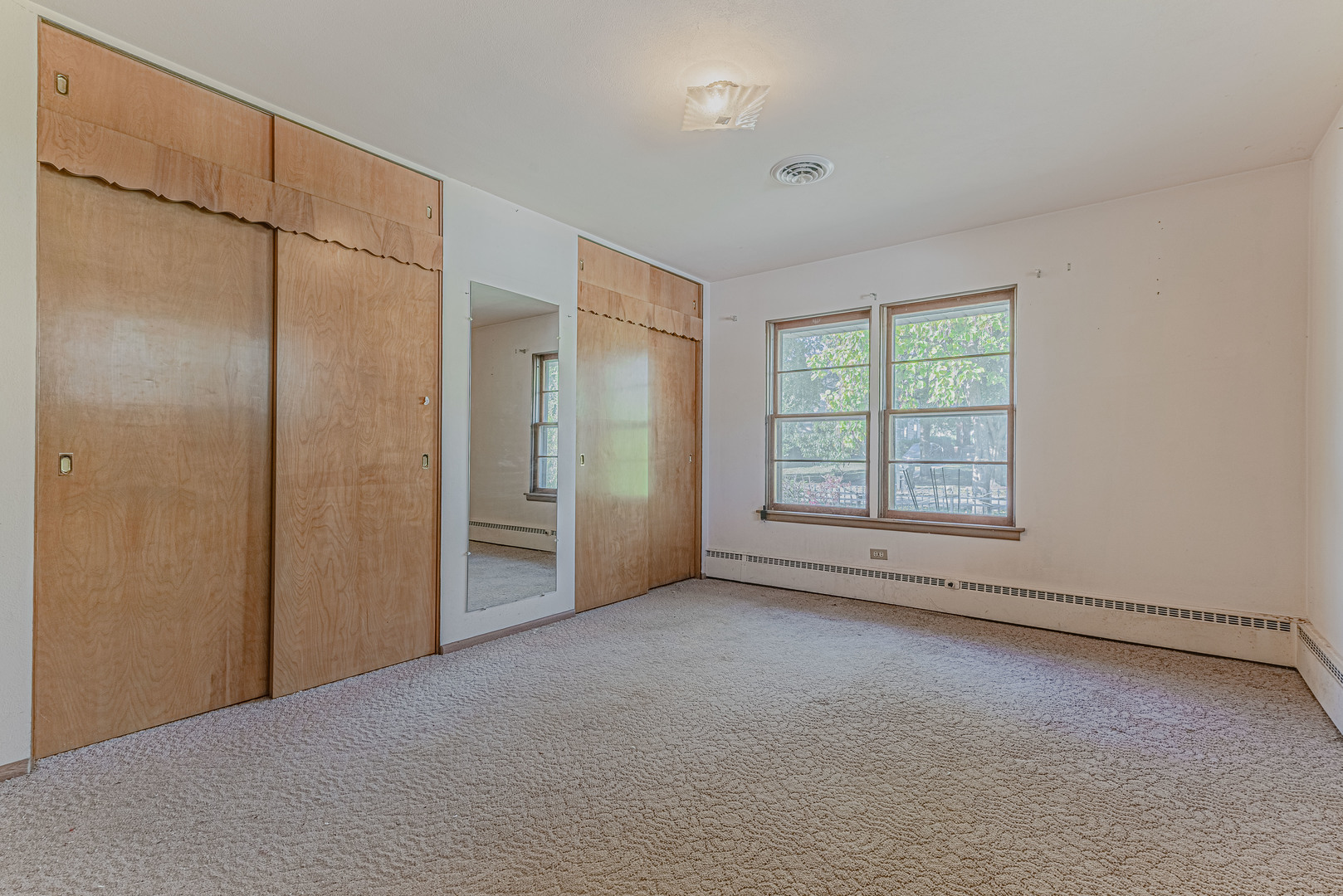 1907 Elim Avenue, Zion, IL 60099