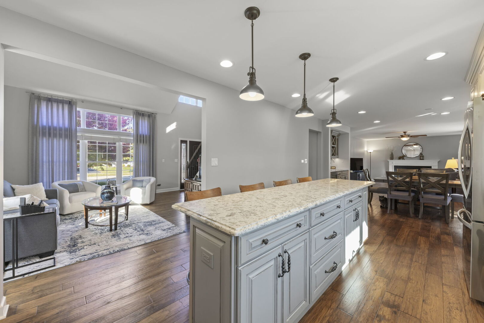 760 CHURCHILL Lane, Oswego, IL 60543