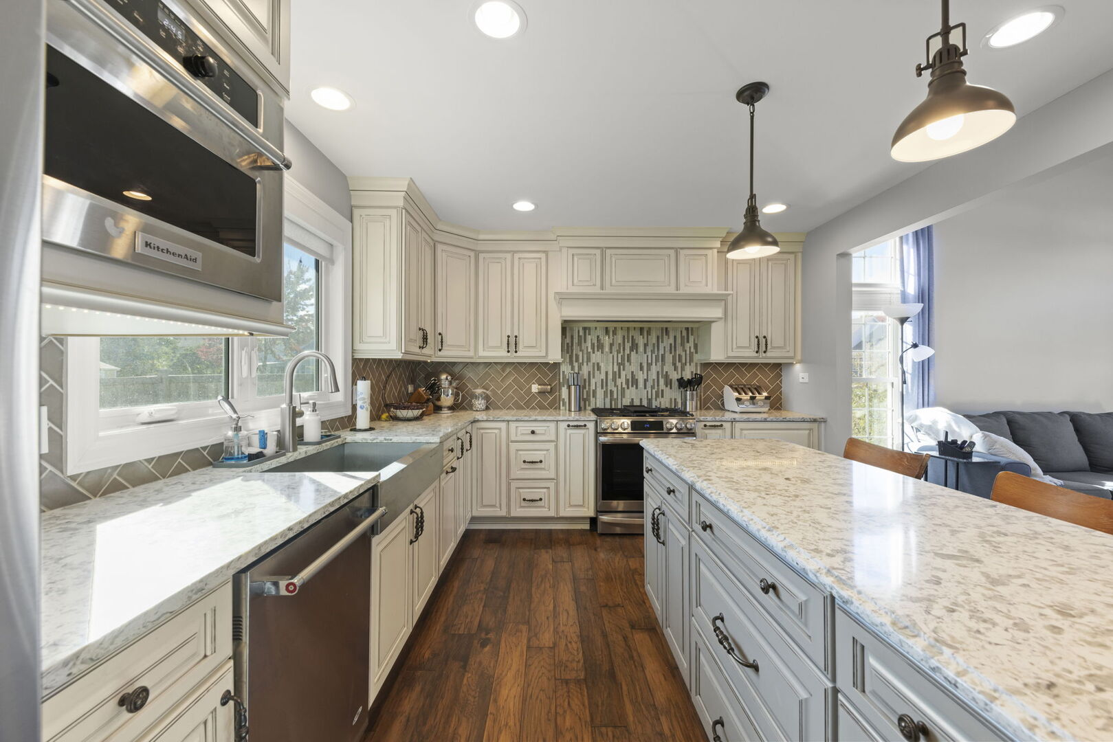 760 CHURCHILL Lane, Oswego, IL 60543